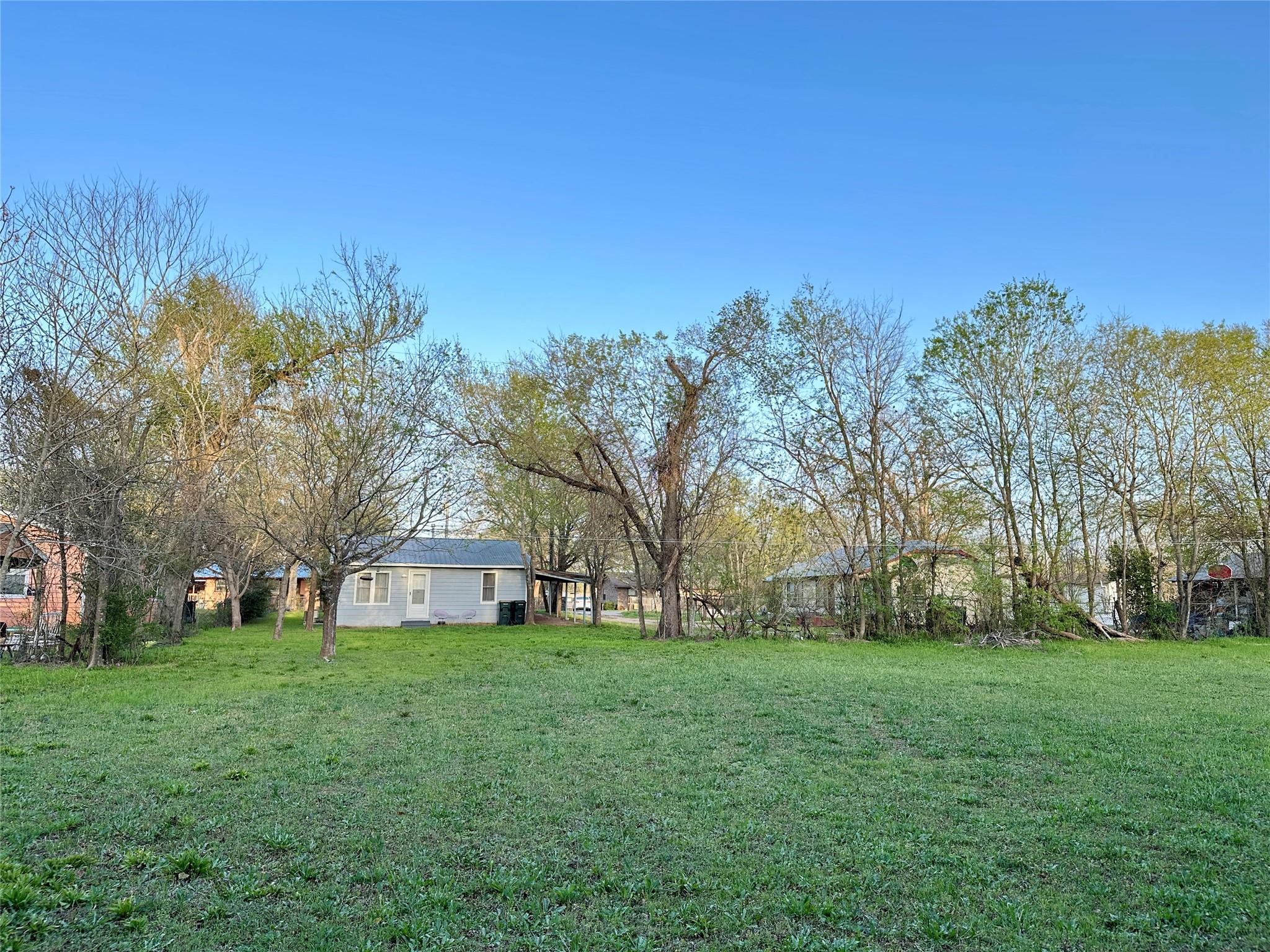 1916 Hill St, Bastrop, TX 78602