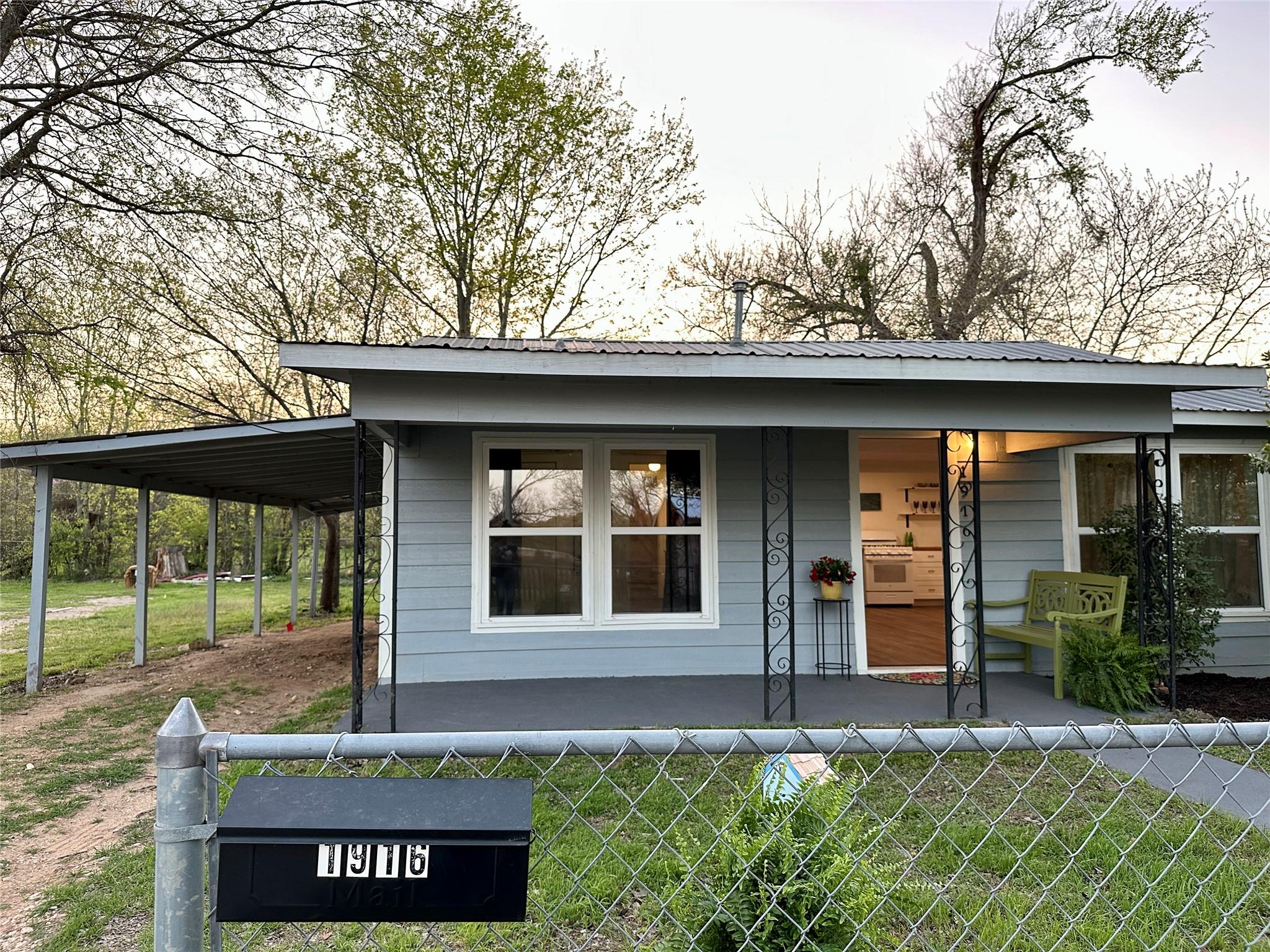 1916 Hill St, Bastrop, TX 78602