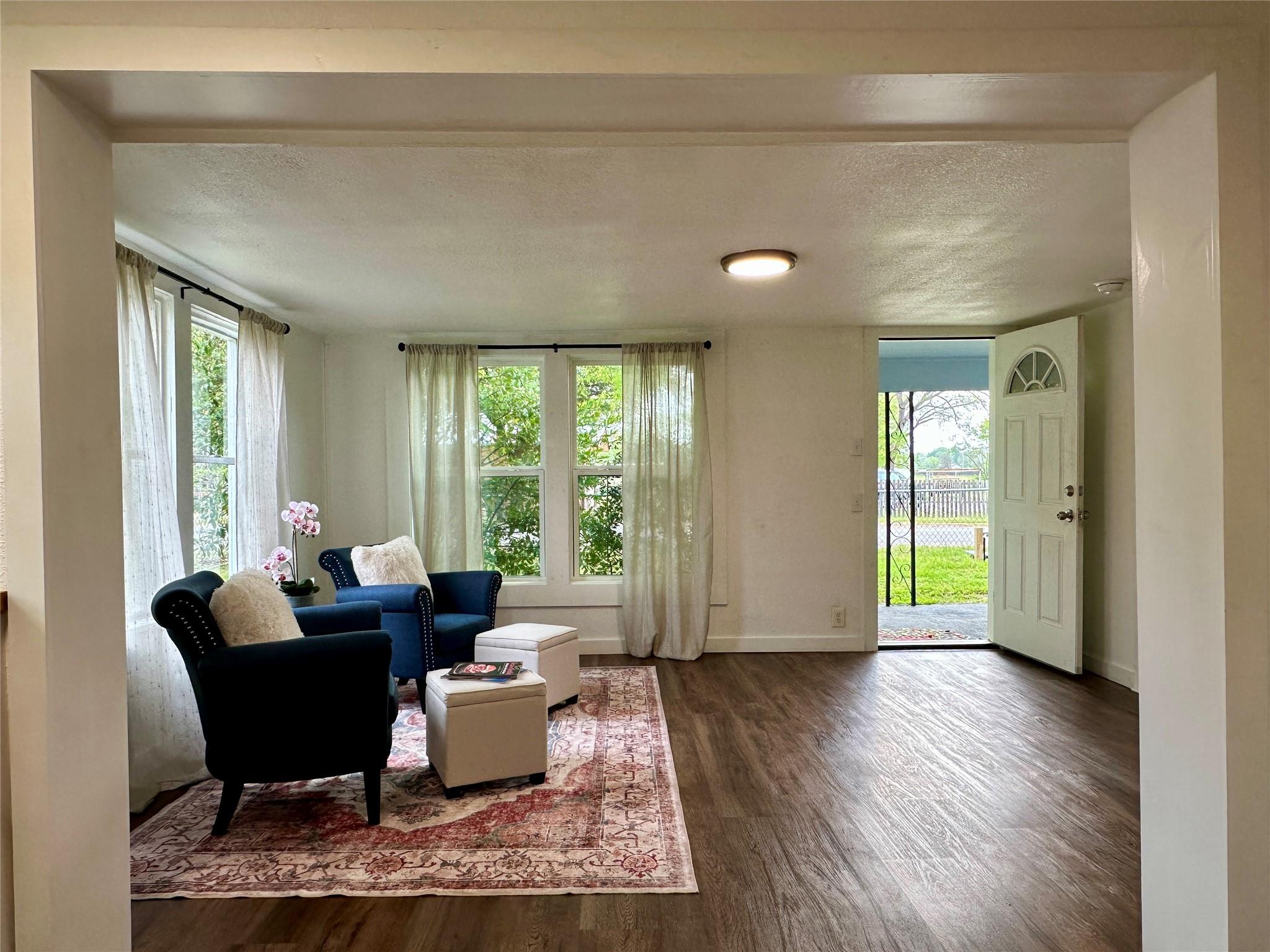 1916 Hill St, Bastrop, TX 78602