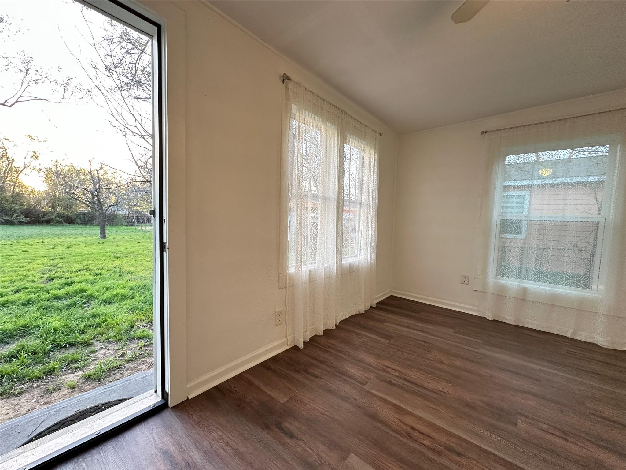 1916 Hill St, Bastrop, TX 78602