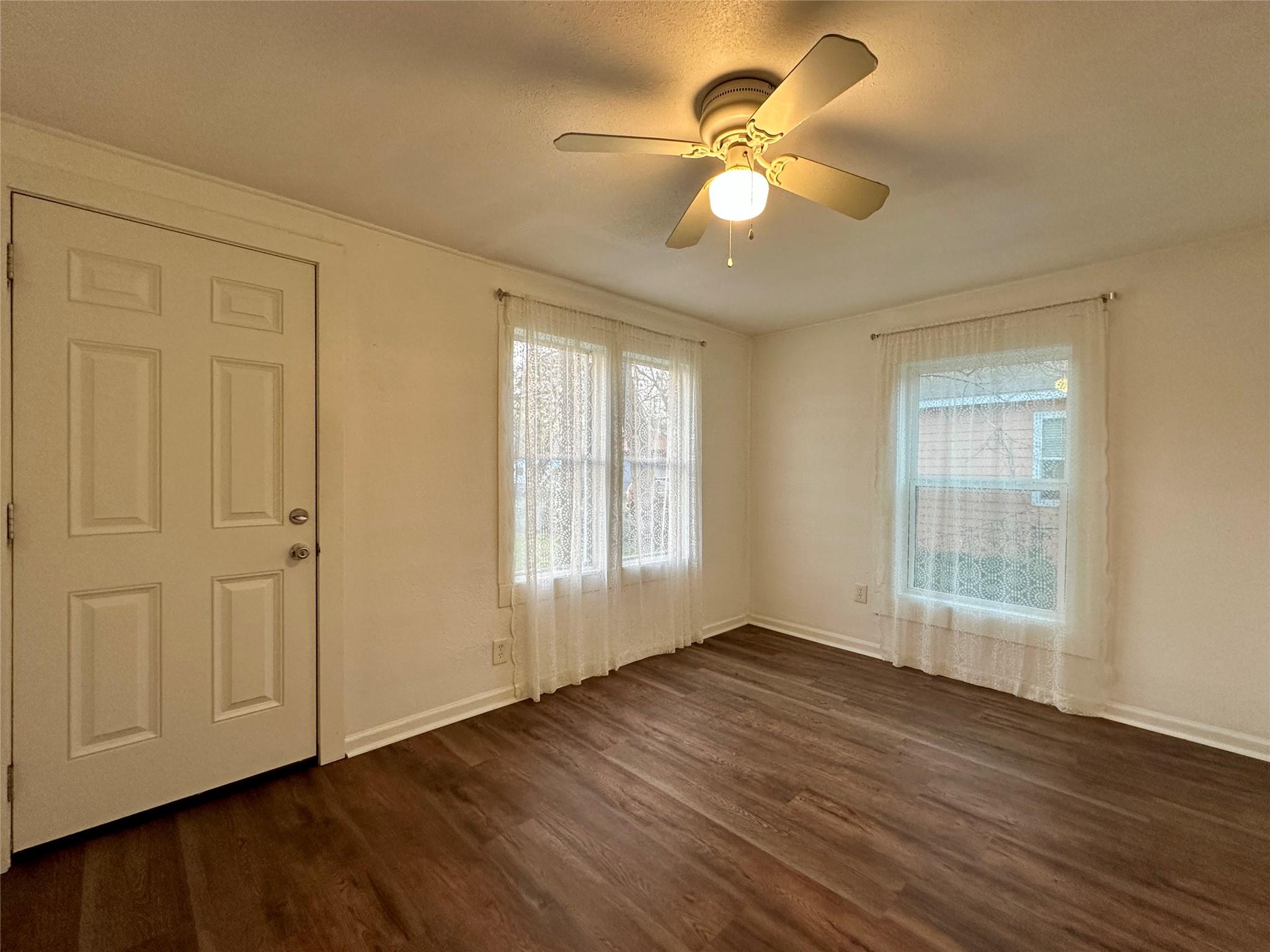 1916 Hill St, Bastrop, TX 78602