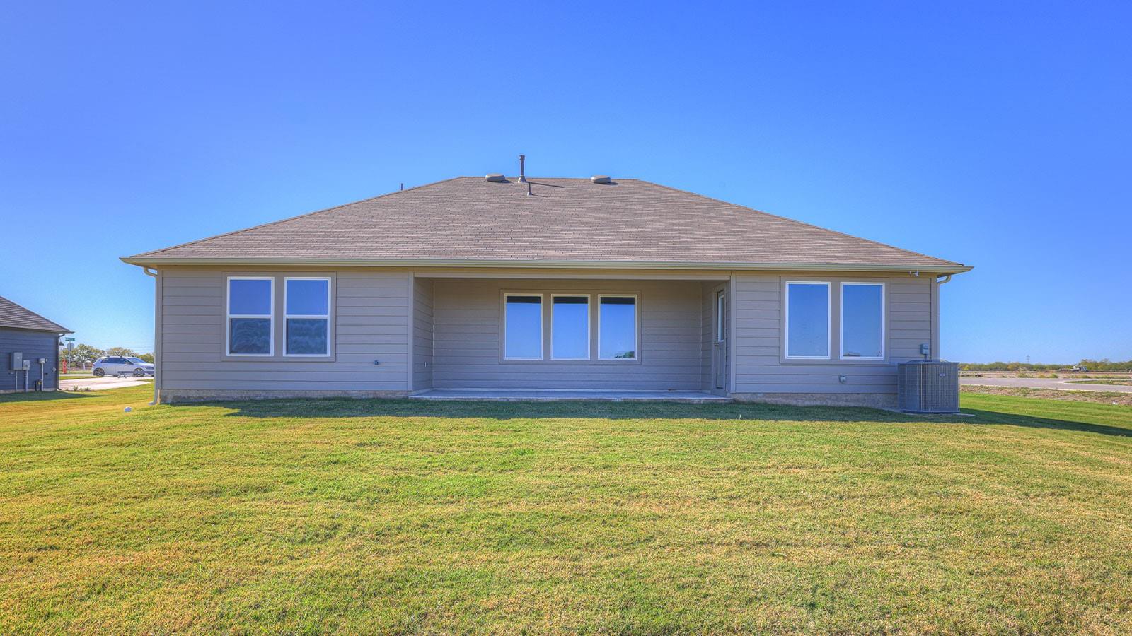 610 RADLEY Rd, Lockhart, TX 78644