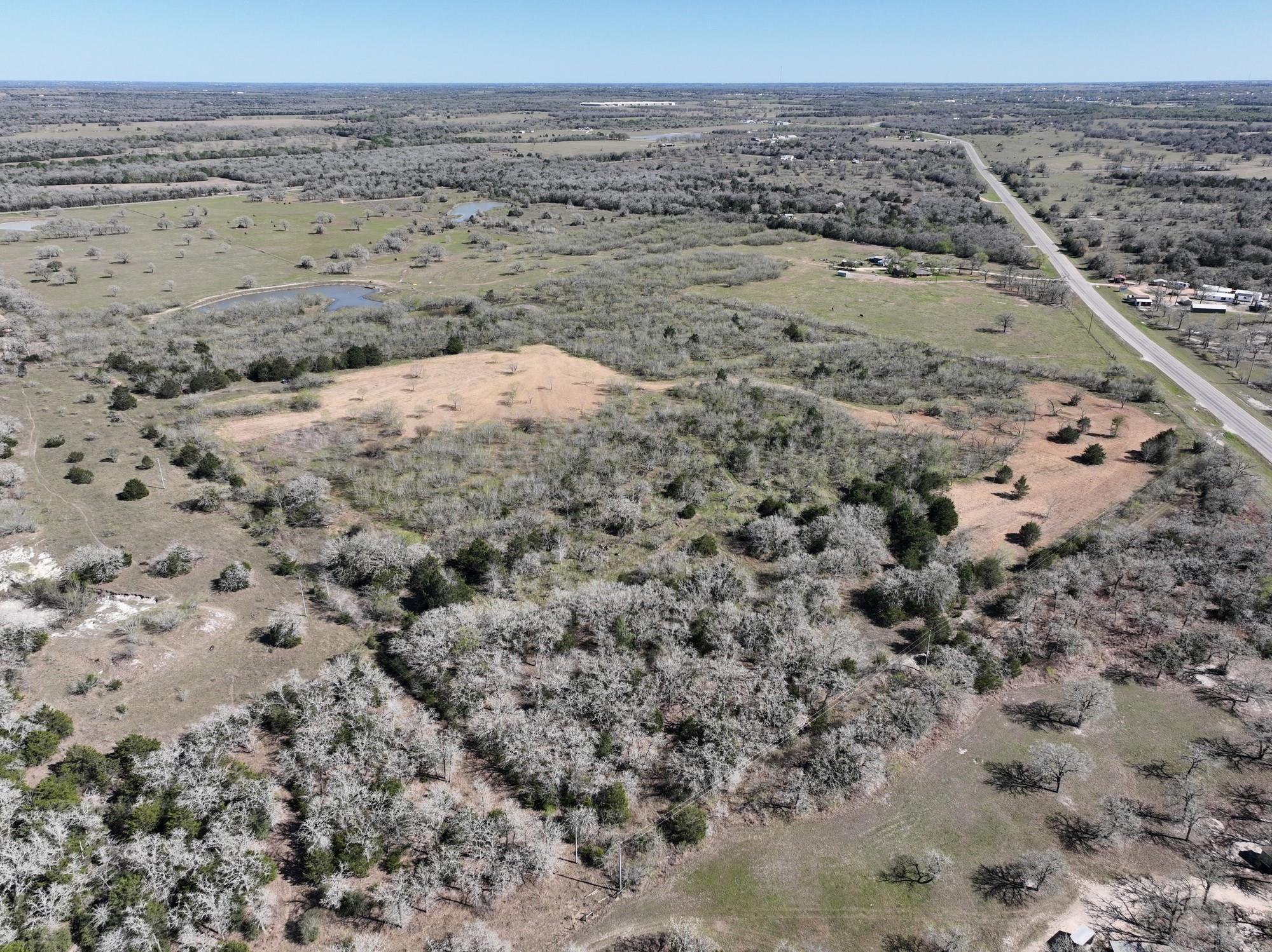 4253 N HWY 95 Highway, Flatonia, TX 78941