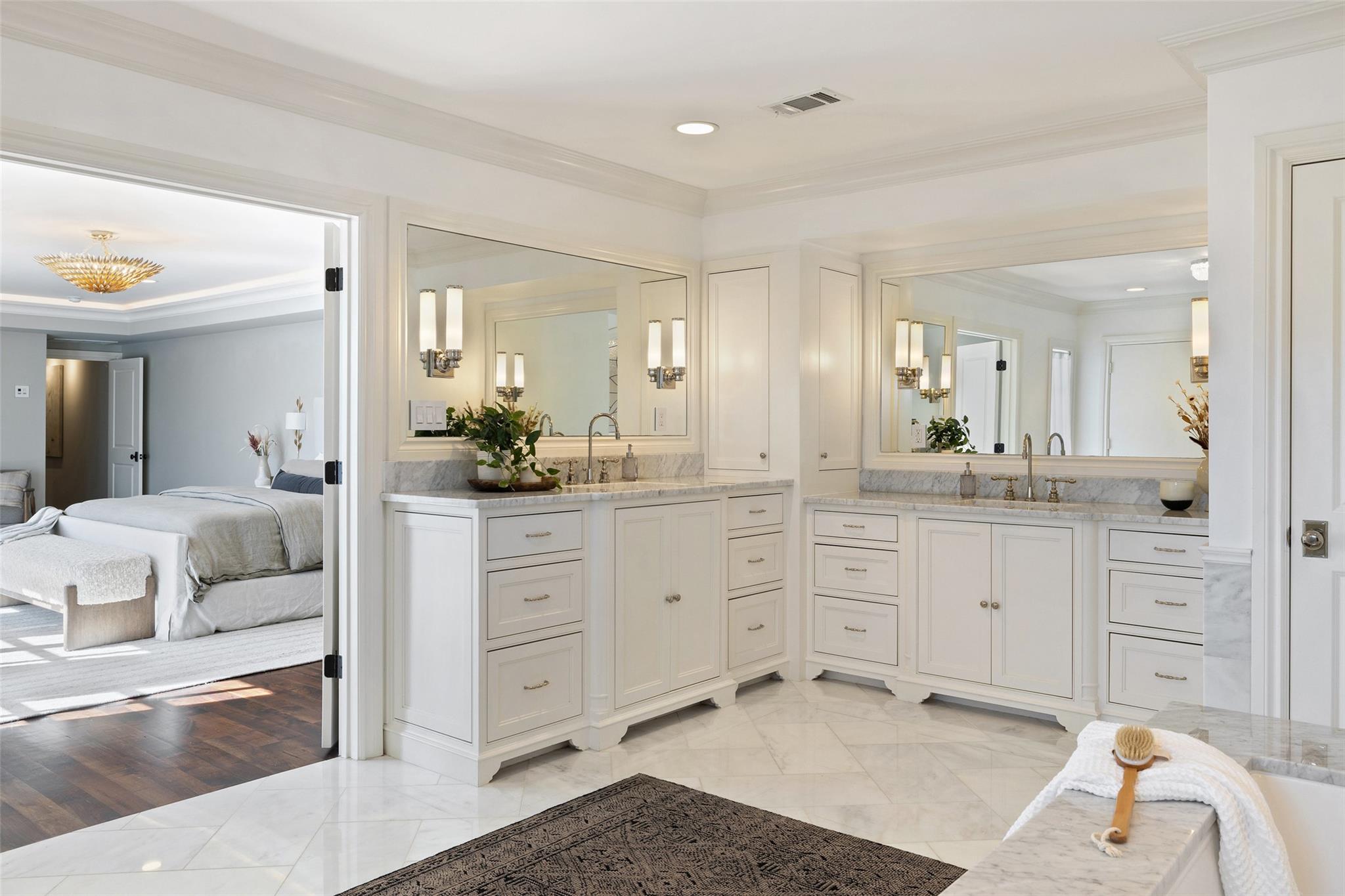 1810 W 35th St, Austin, TX 78703