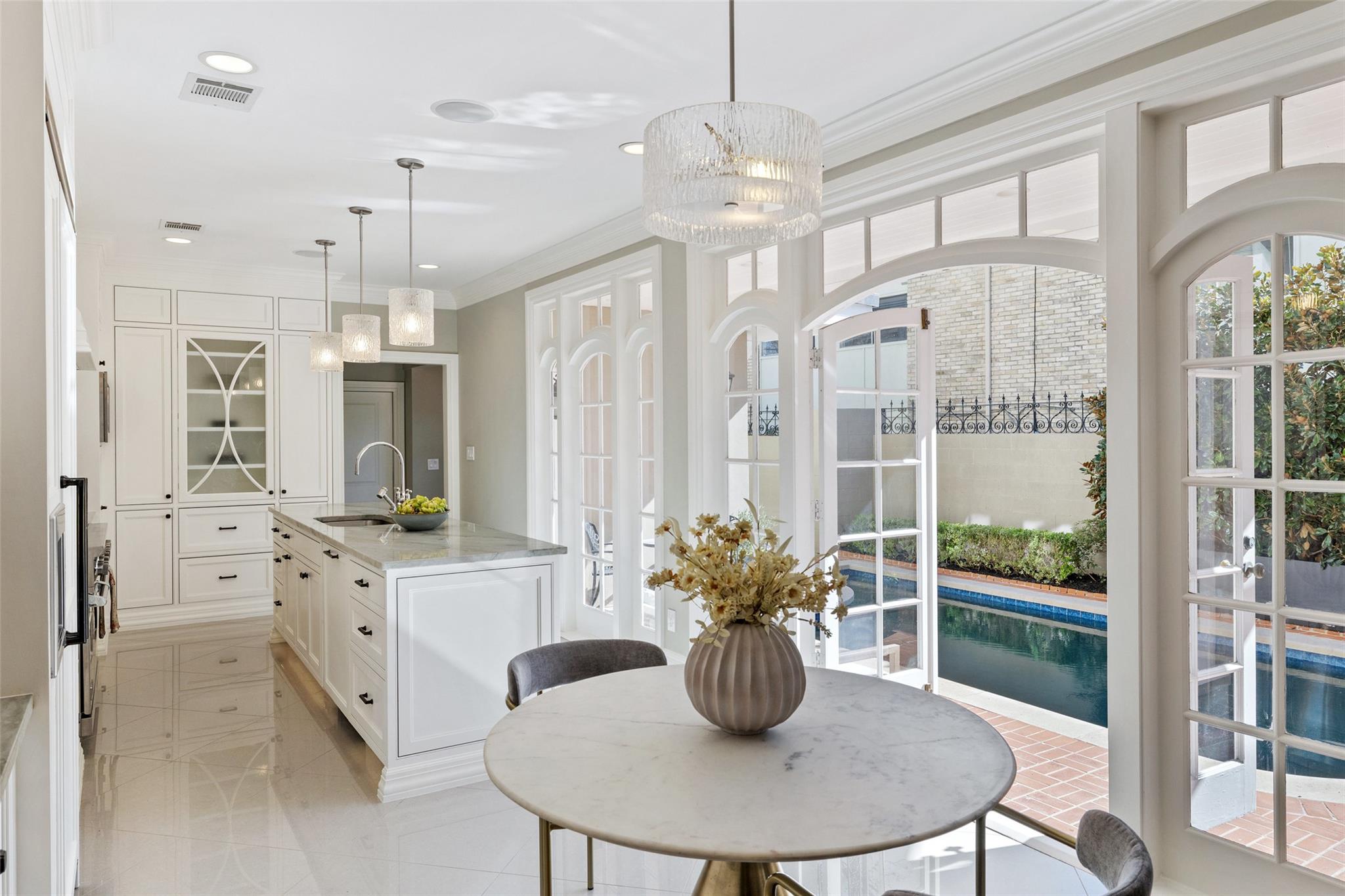 1810 W 35th St, Austin, TX 78703