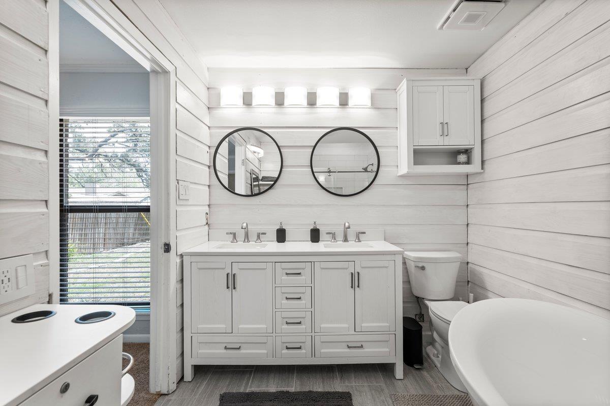 13001 Stillforest St, Austin, TX 78729