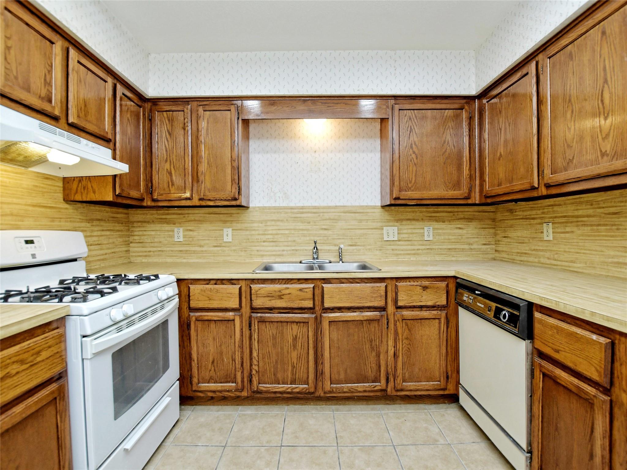 803 Valley View Dr # A, Pflugerville, TX 78660