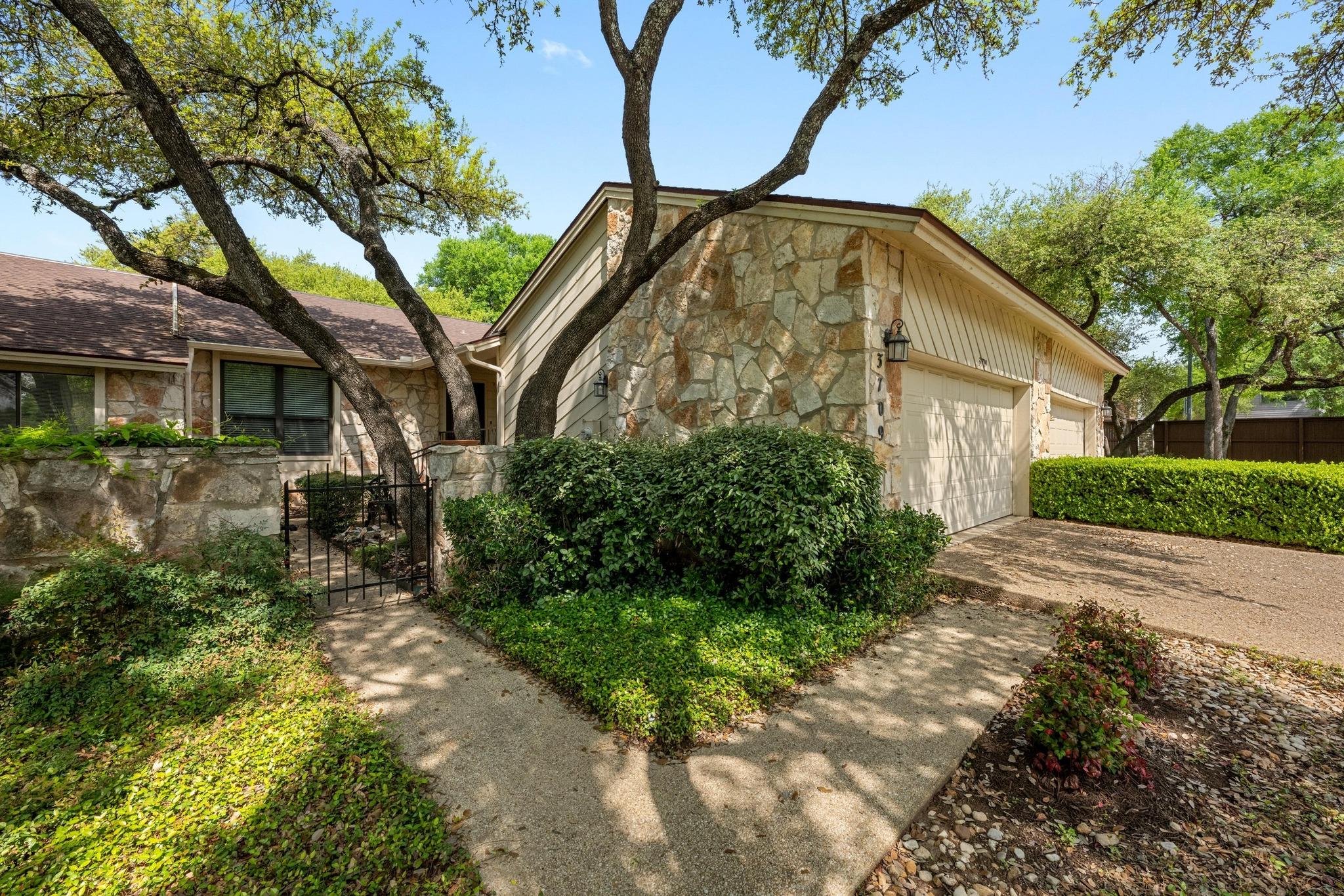 3709 Claburn Dr, Austin, TX 78759
