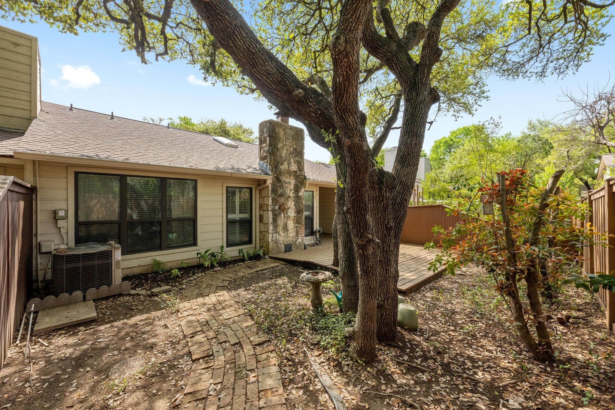 3709 Claburn Dr, Austin, TX 78759
