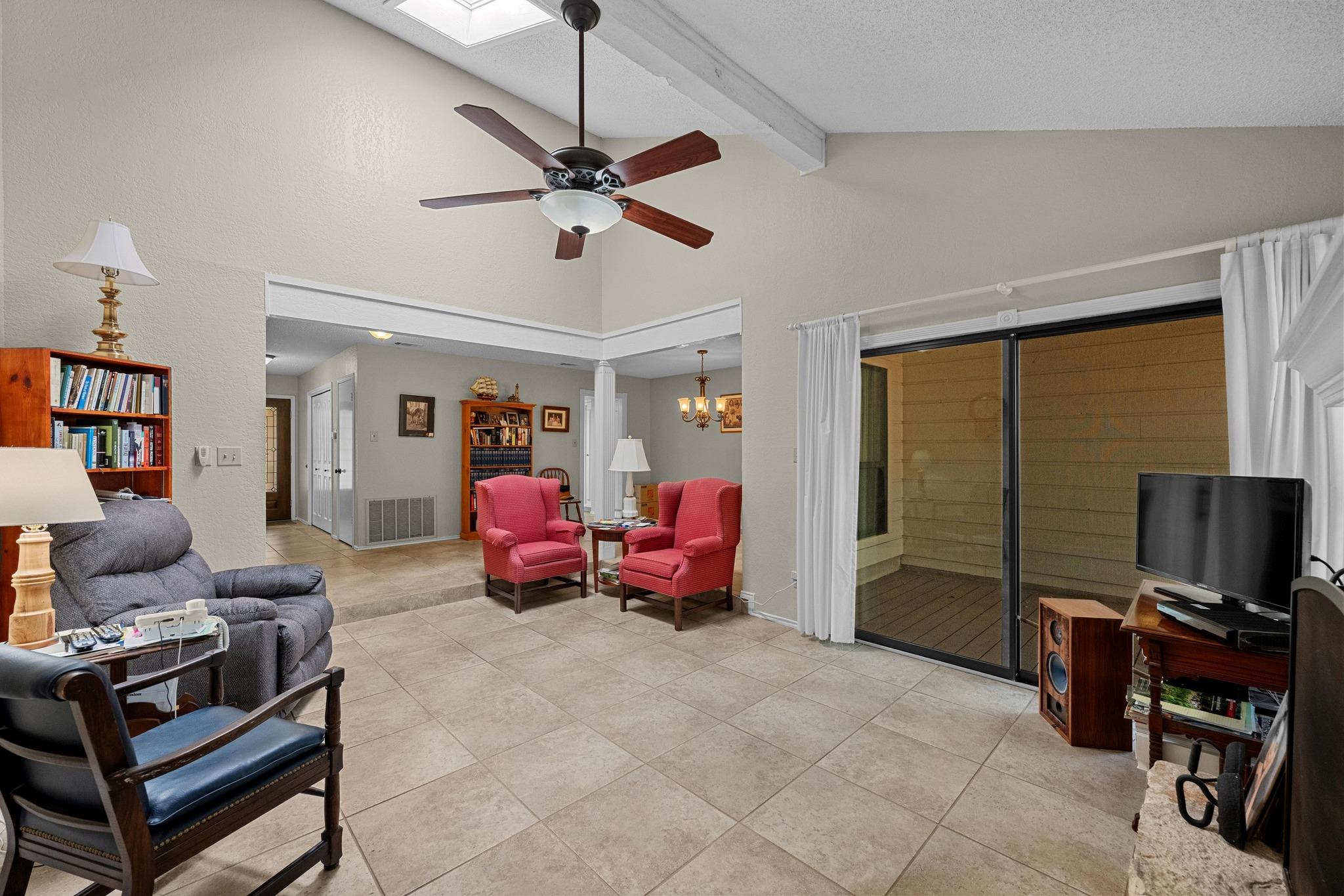 3709 Claburn Dr, Austin, TX 78759
