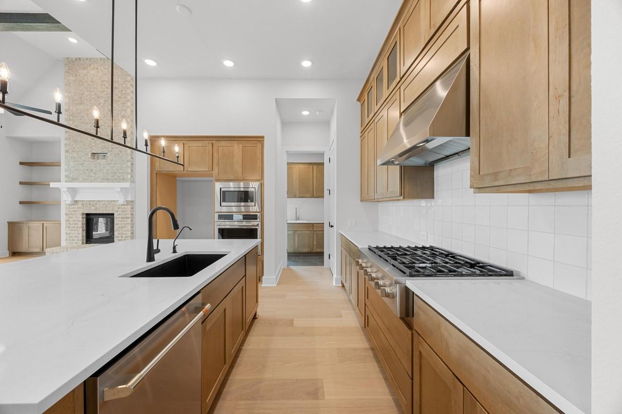 1720 Snowdrop Dr, Georgetown, TX 78628