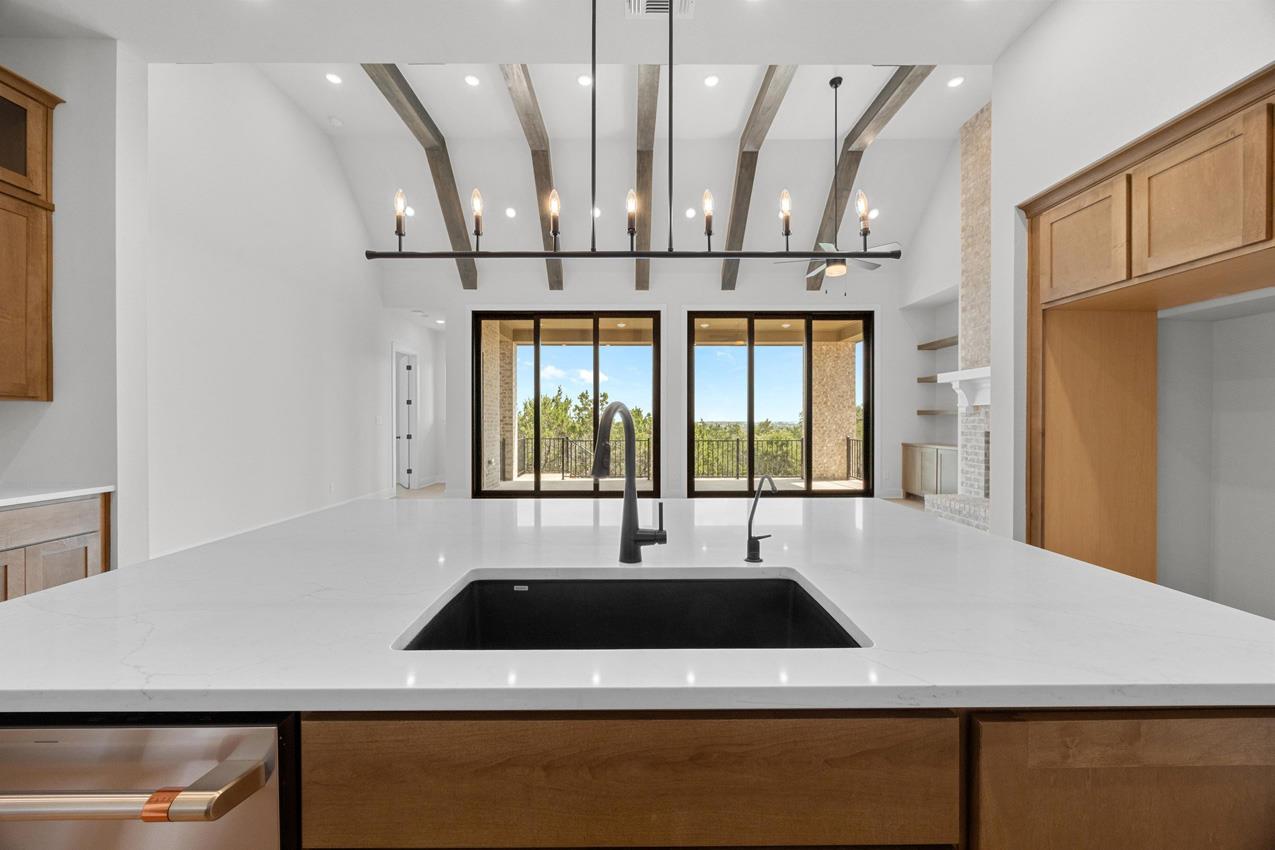 1720 Snowdrop Dr, Georgetown, TX 78628