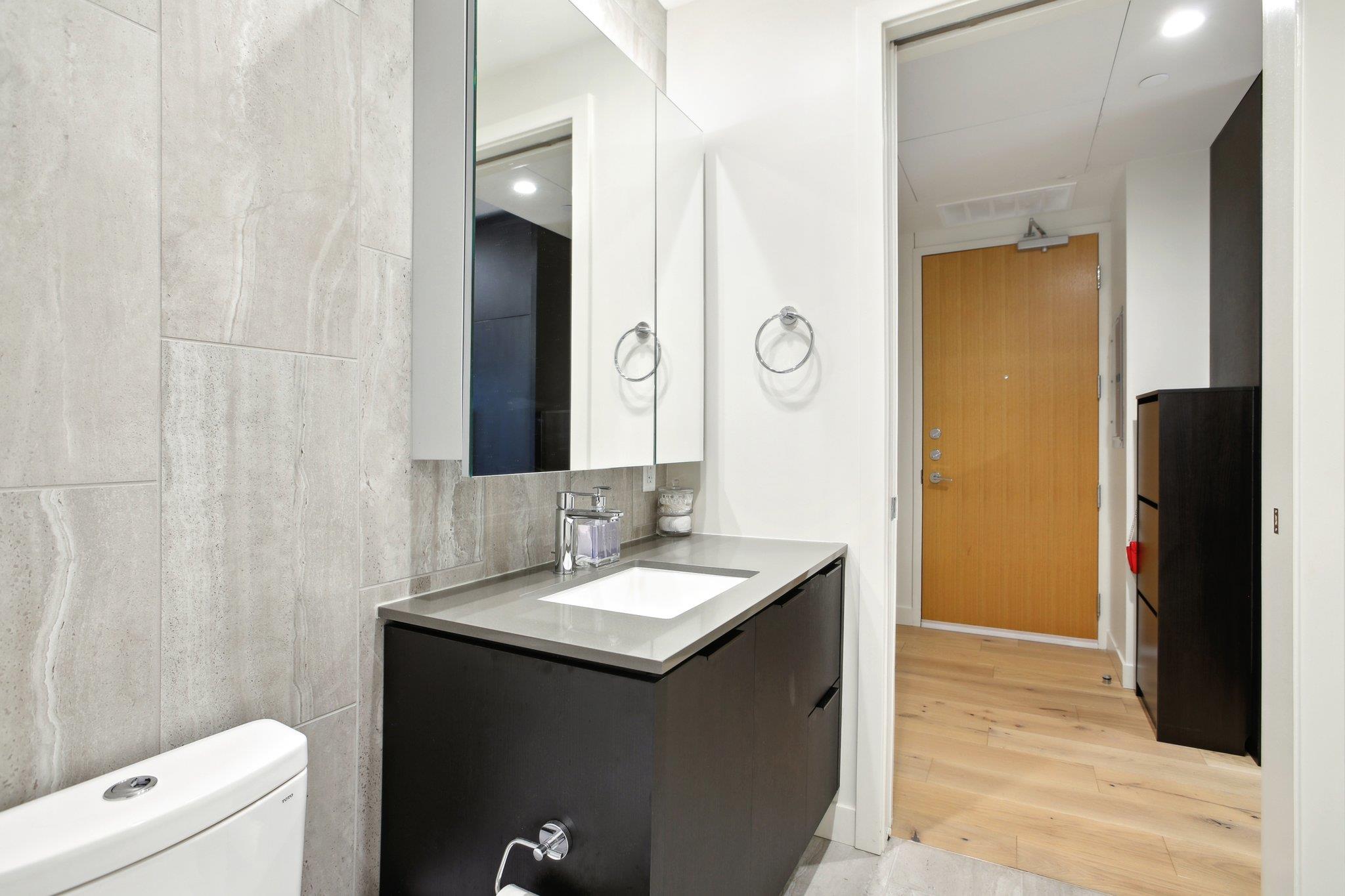 44 East Ave # 2806, Austin, TX 78701