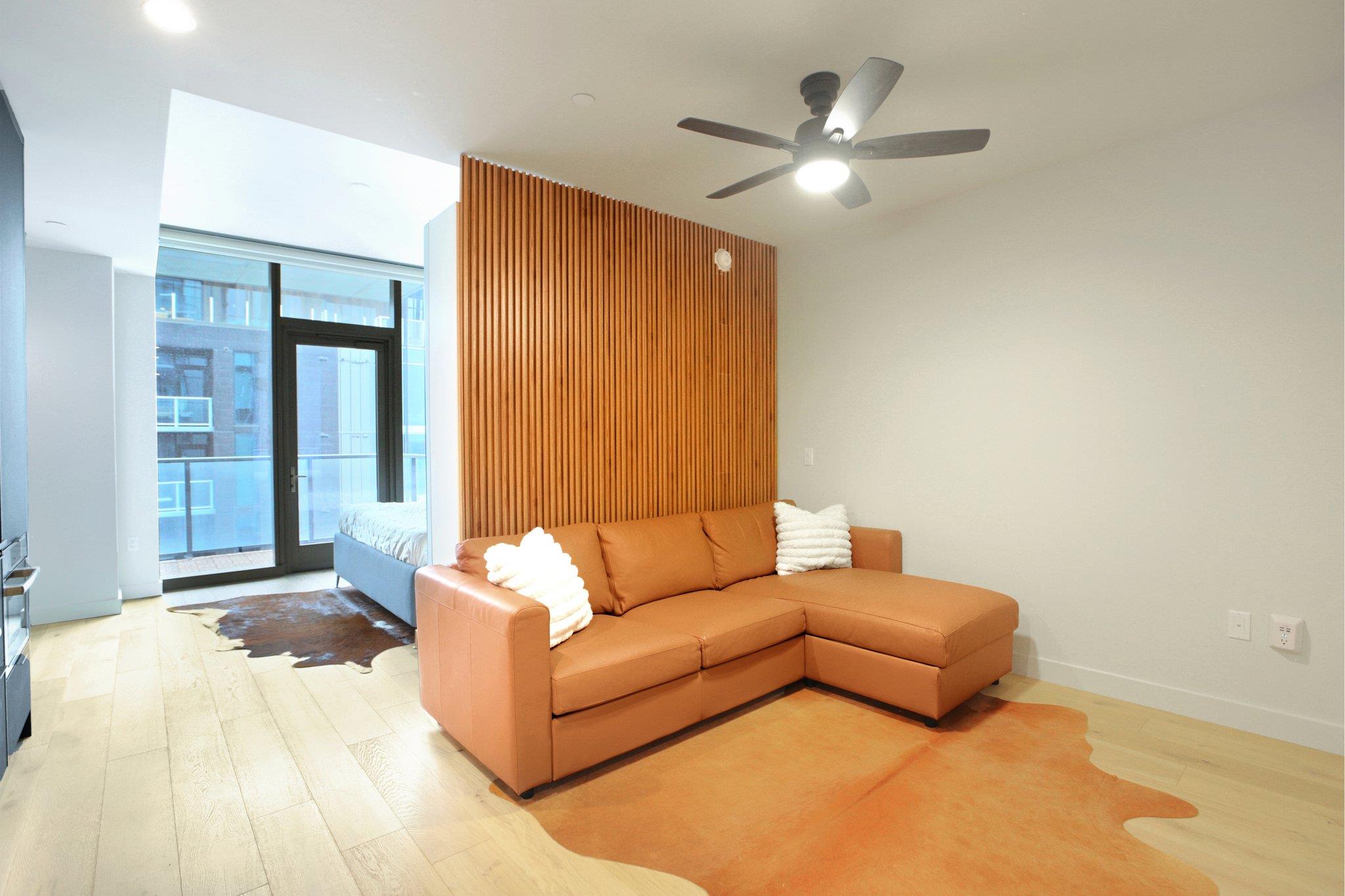 44 East Ave # 2806, Austin, TX 78701