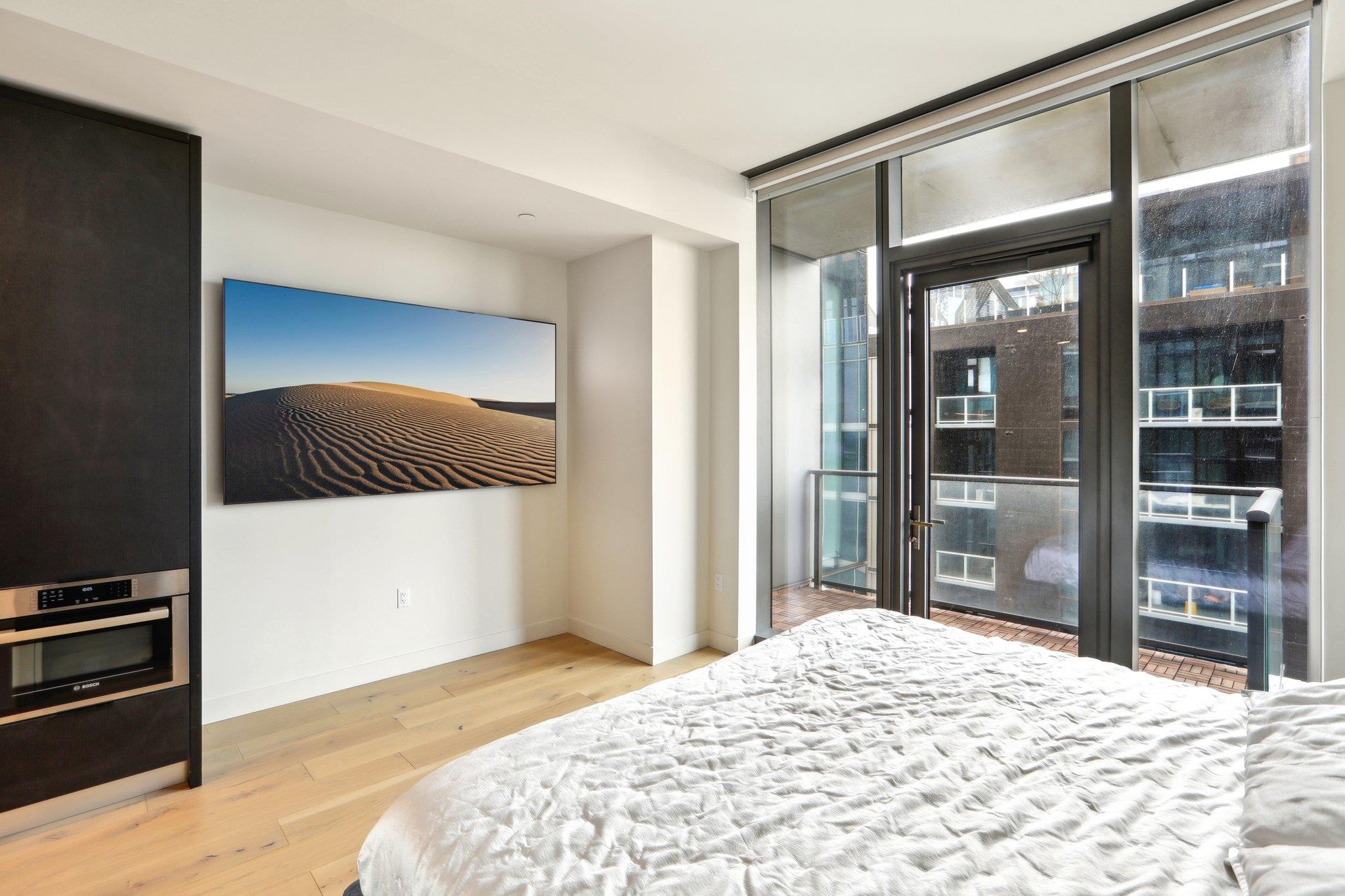 44 East Ave # 2806, Austin, TX 78701