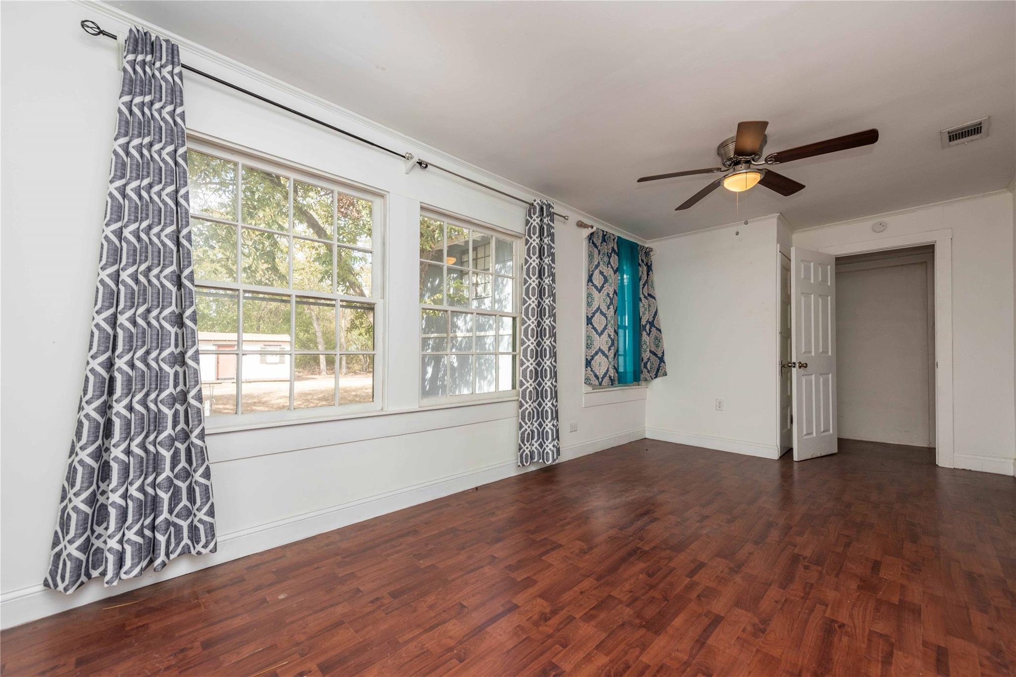 406 Lexington Rd # 1, Elgin, TX 78621