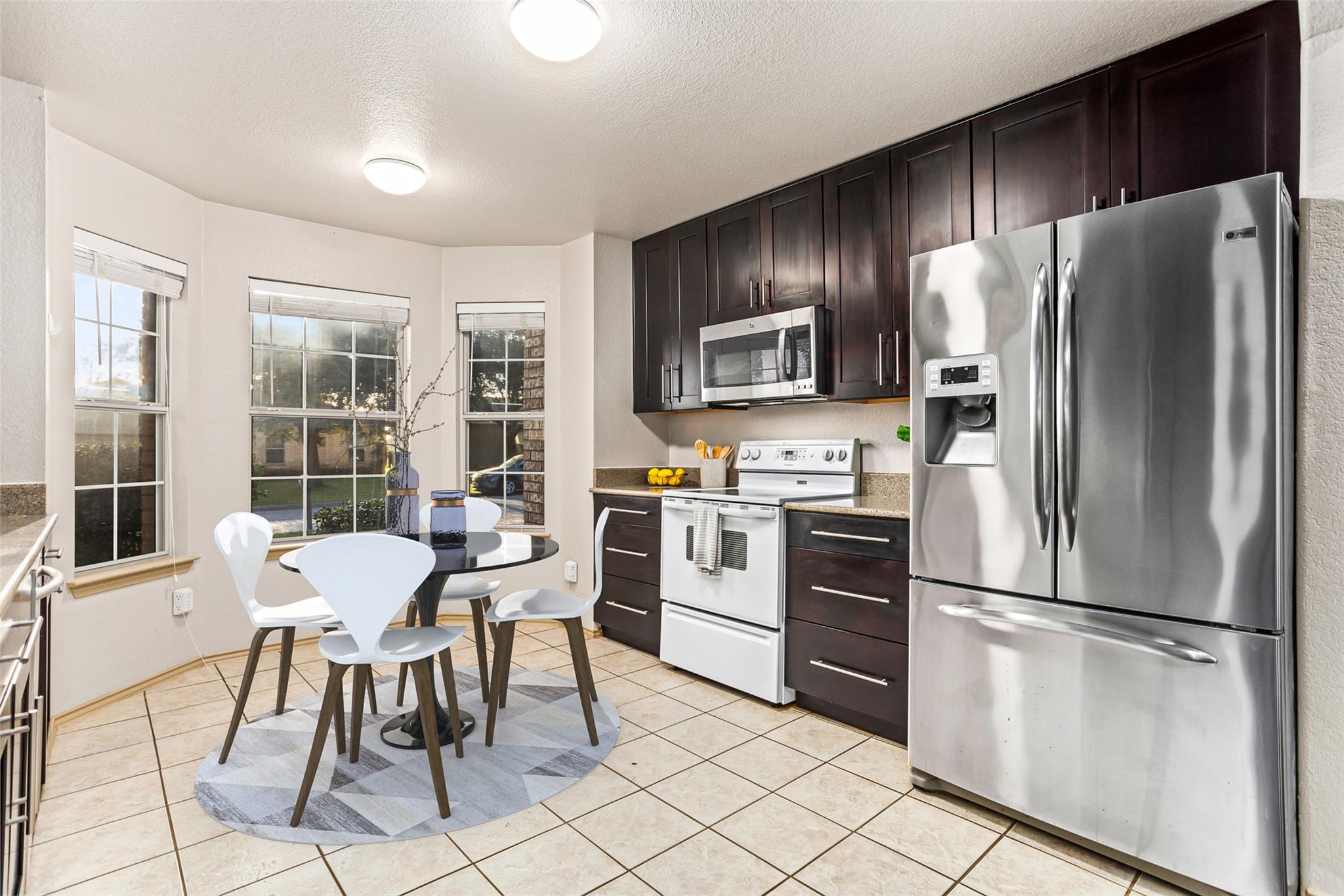 409 Lydia Ln, Thrall, TX 76578