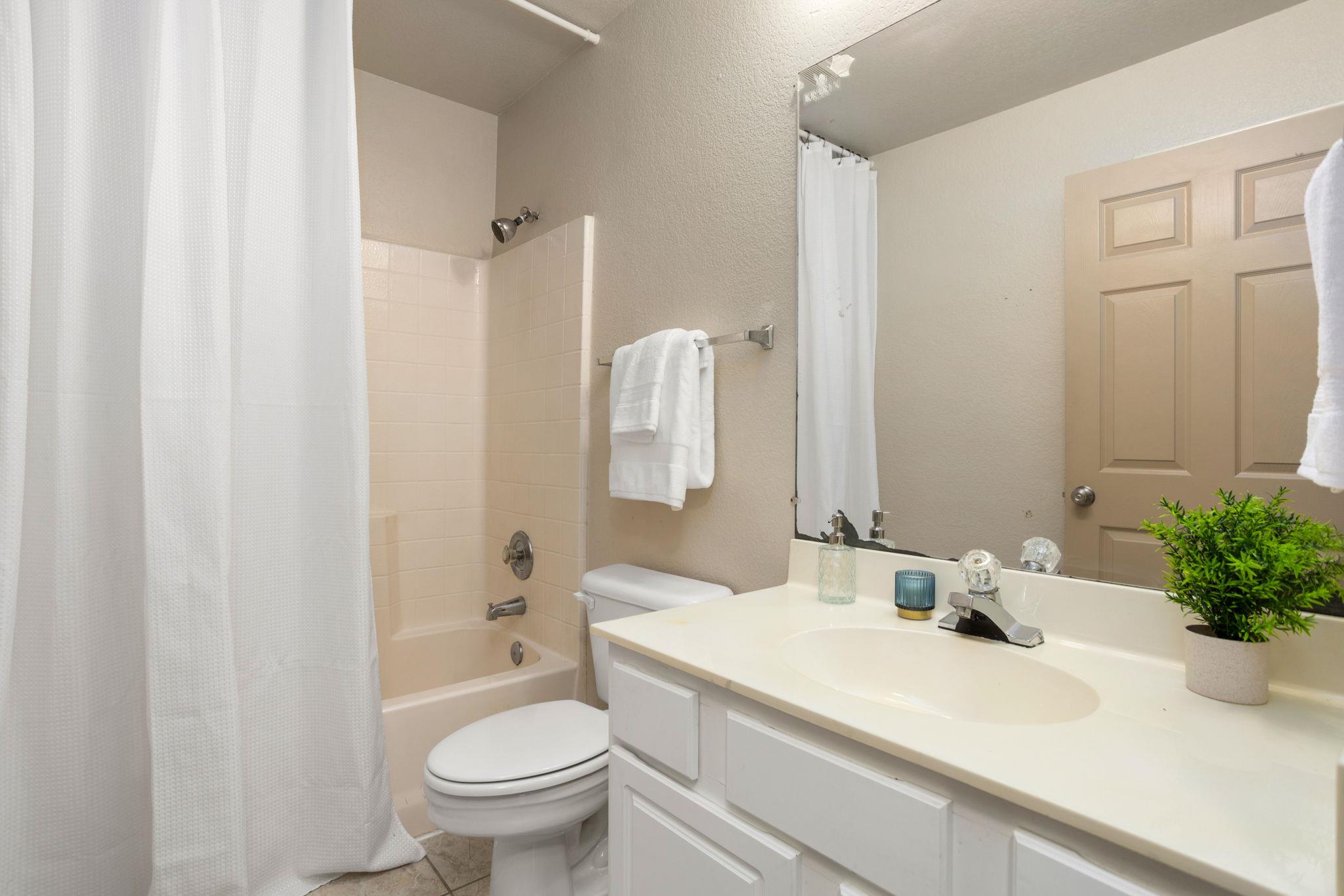 409 Lydia Ln, Thrall, TX 76578