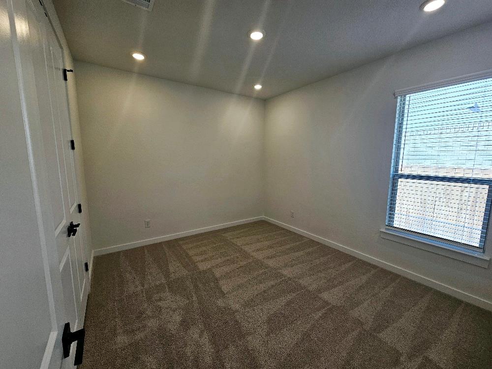 445 Brandywine Rd, Hutto, TX 78634