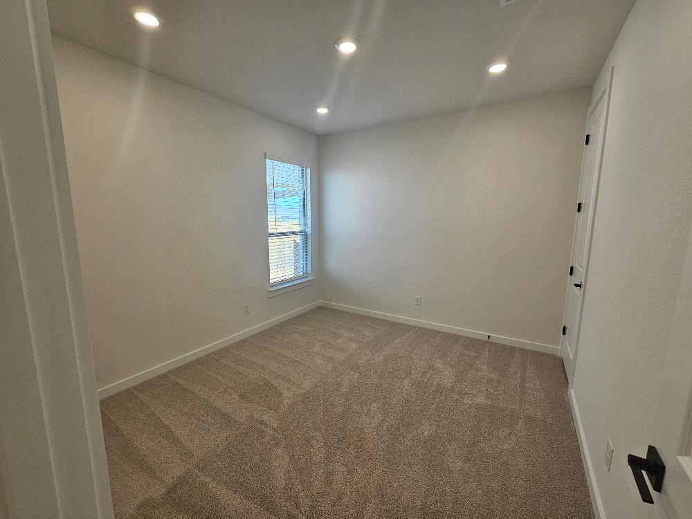 445 Brandywine Rd, Hutto, TX 78634