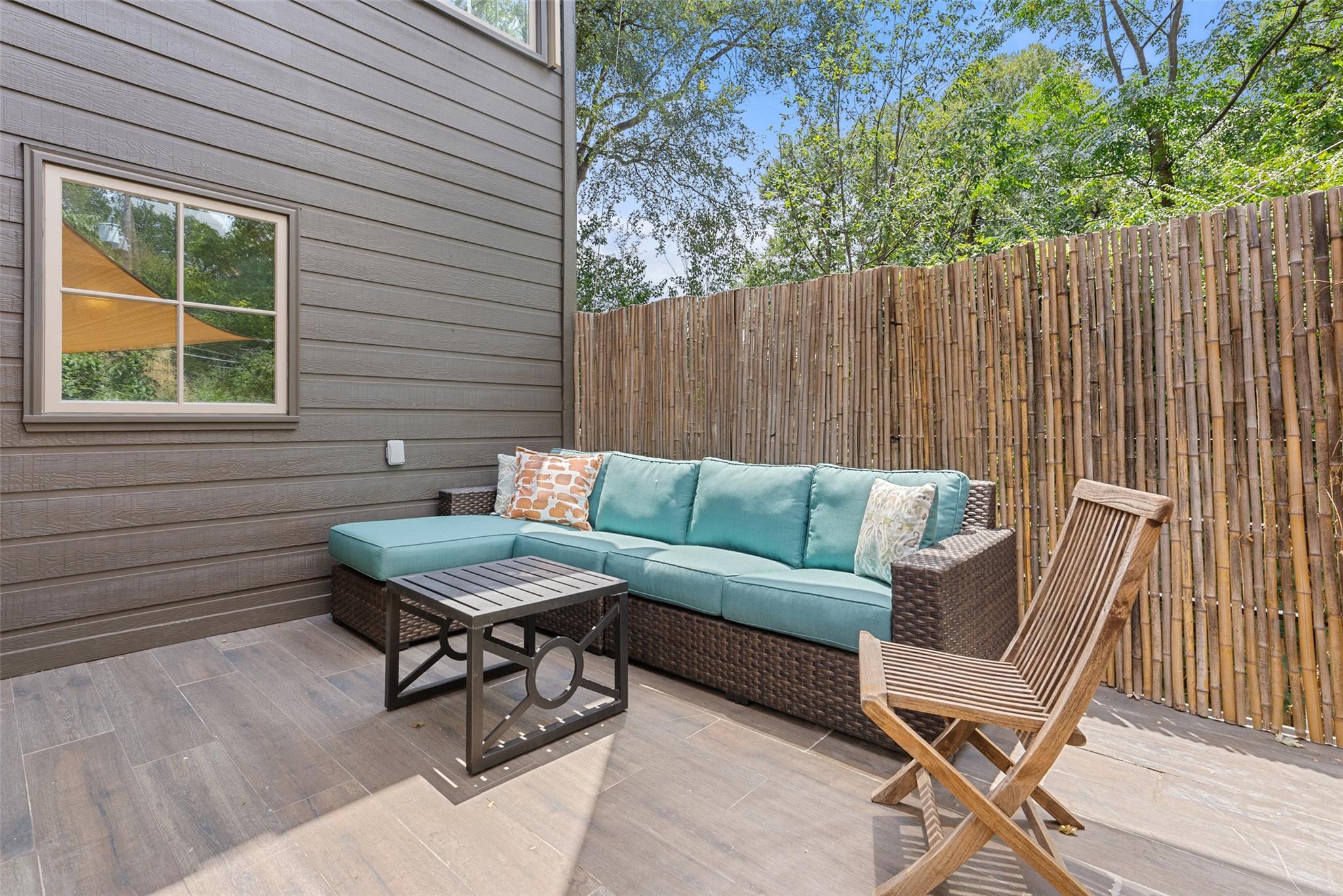 2208 Mountain View Rd, Austin, TX 78703