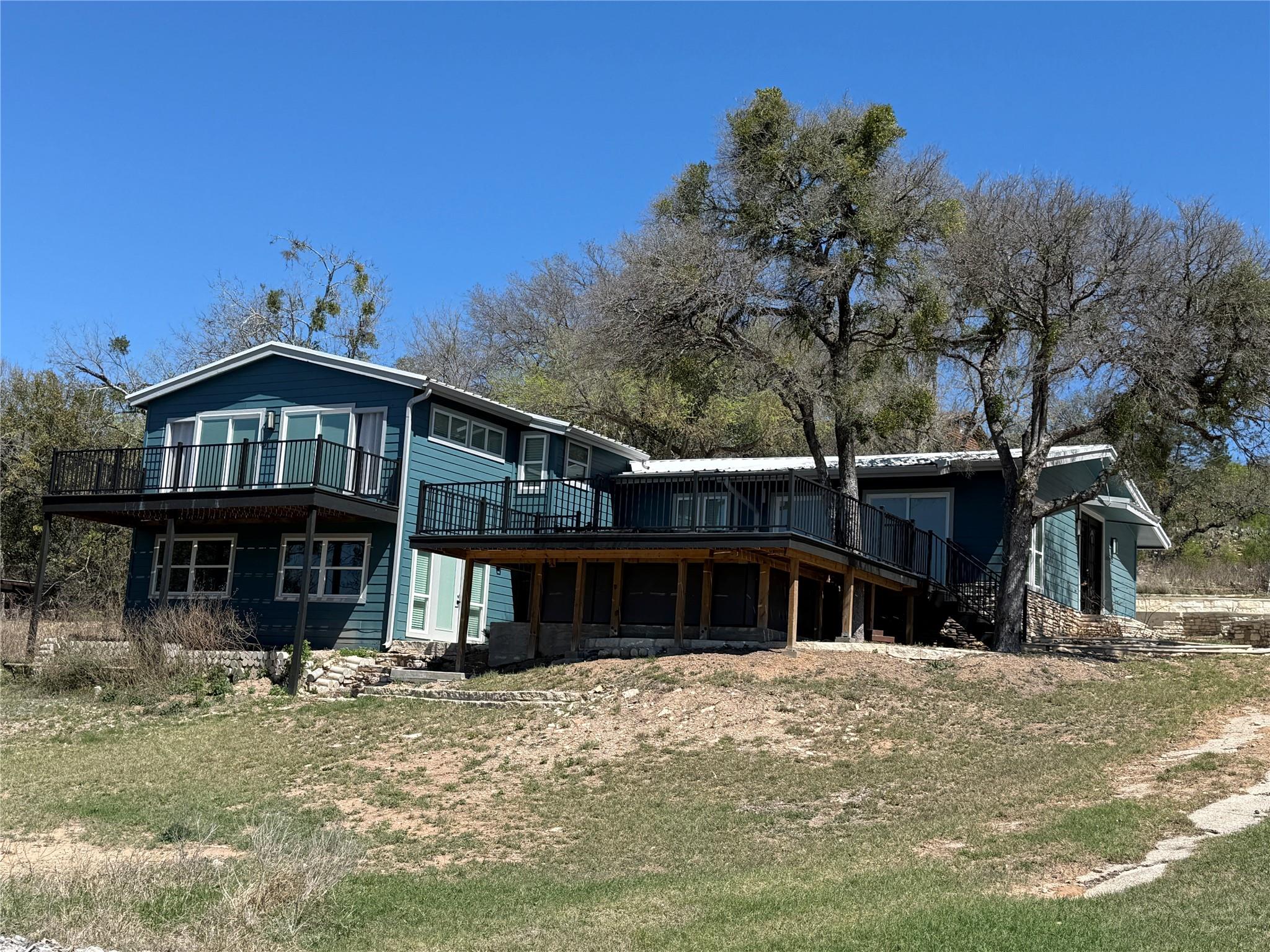 25005 Lake View Dr, Spicewood, TX 78669