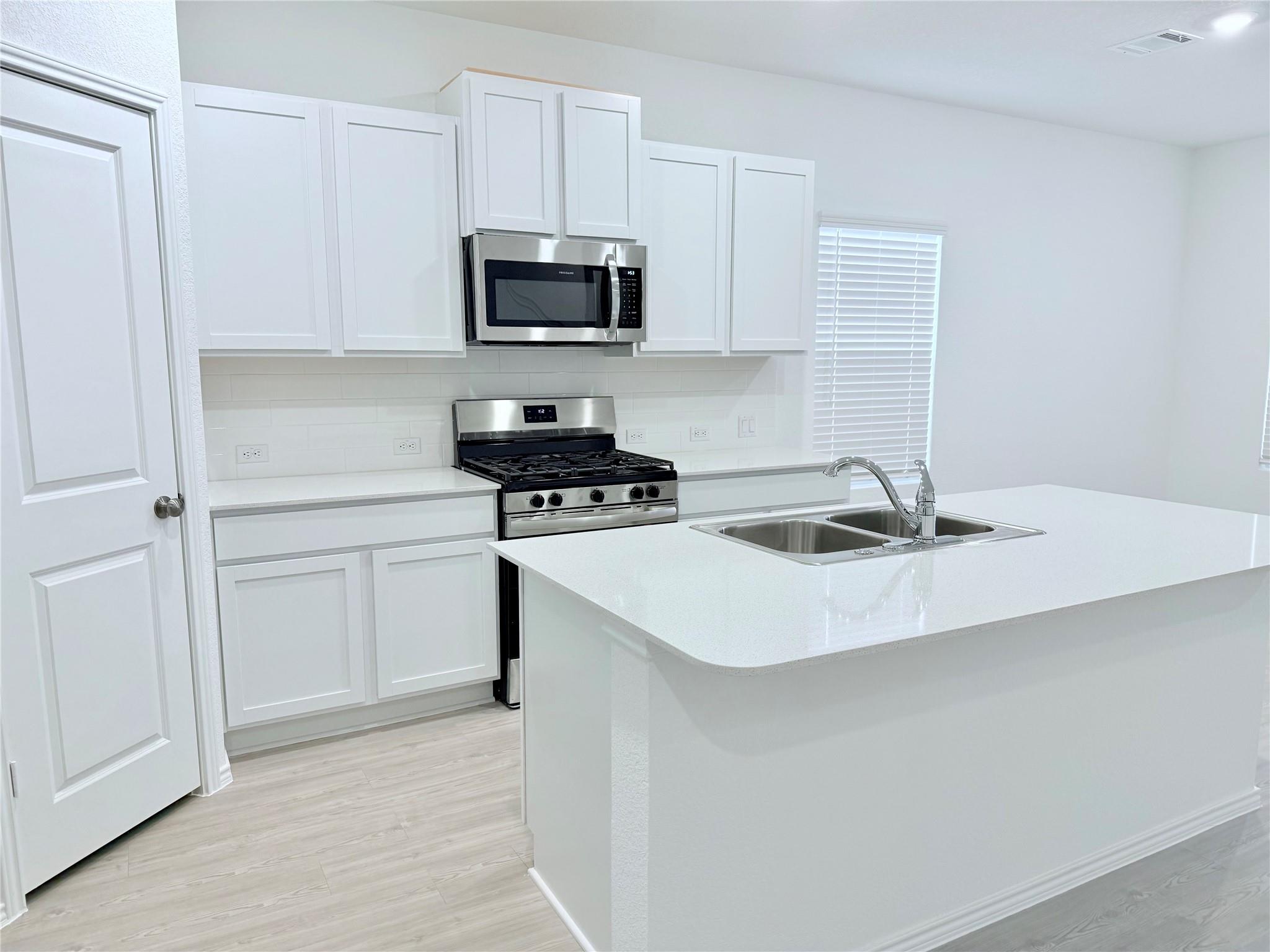 1220 Acorn Oak Dr, Georgetown, TX 78628