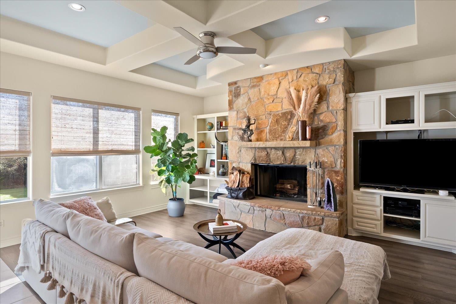 11801 Astoria Dr, Bee Cave, TX 78738