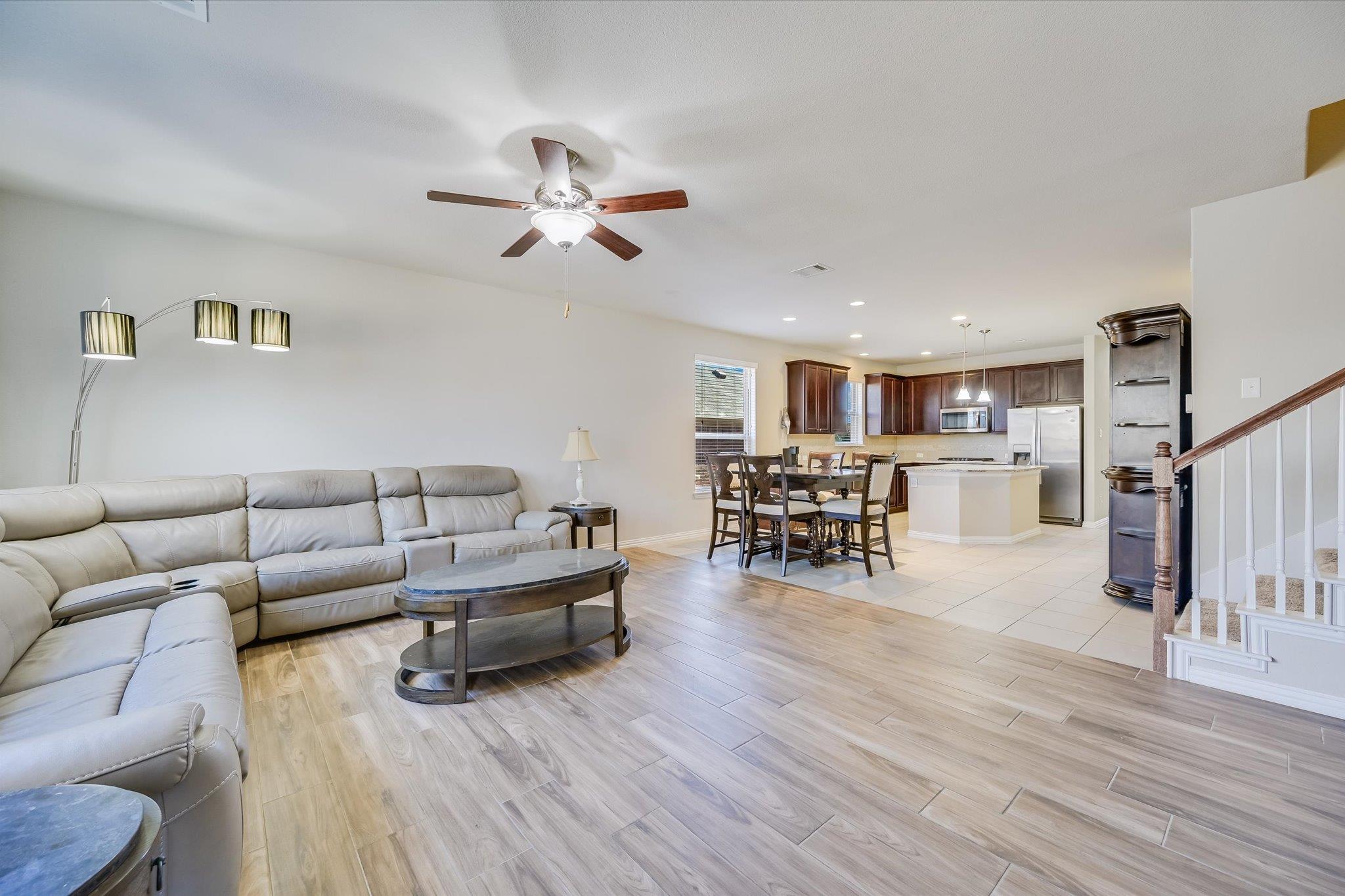 120 Peacock Trl, Buda, TX 78610