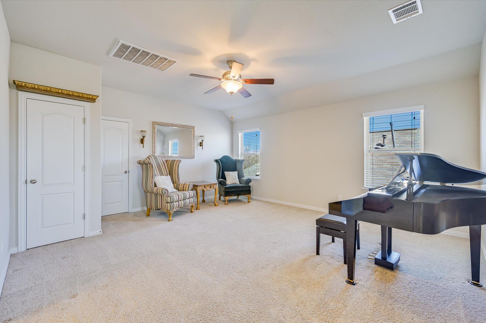 120 Peacock Trl, Buda, TX 78610