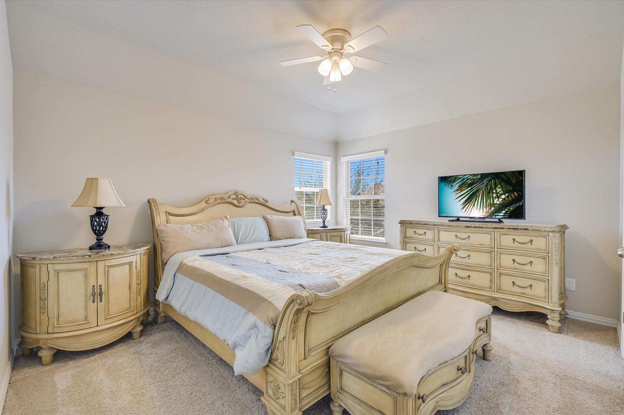 120 Peacock Trl, Buda, TX 78610