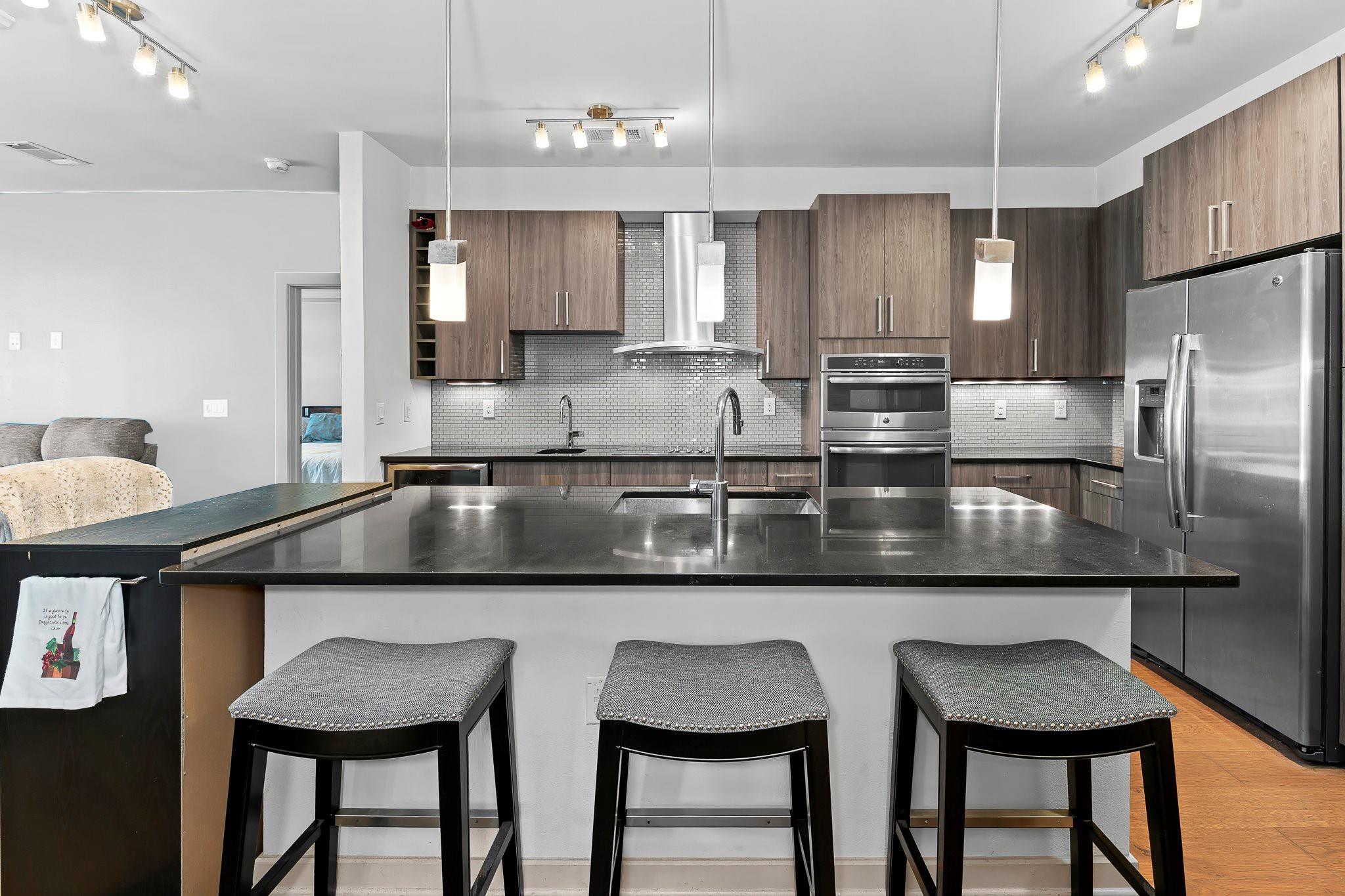 3600 S Lamar Blvd # 211, Austin, TX 78704