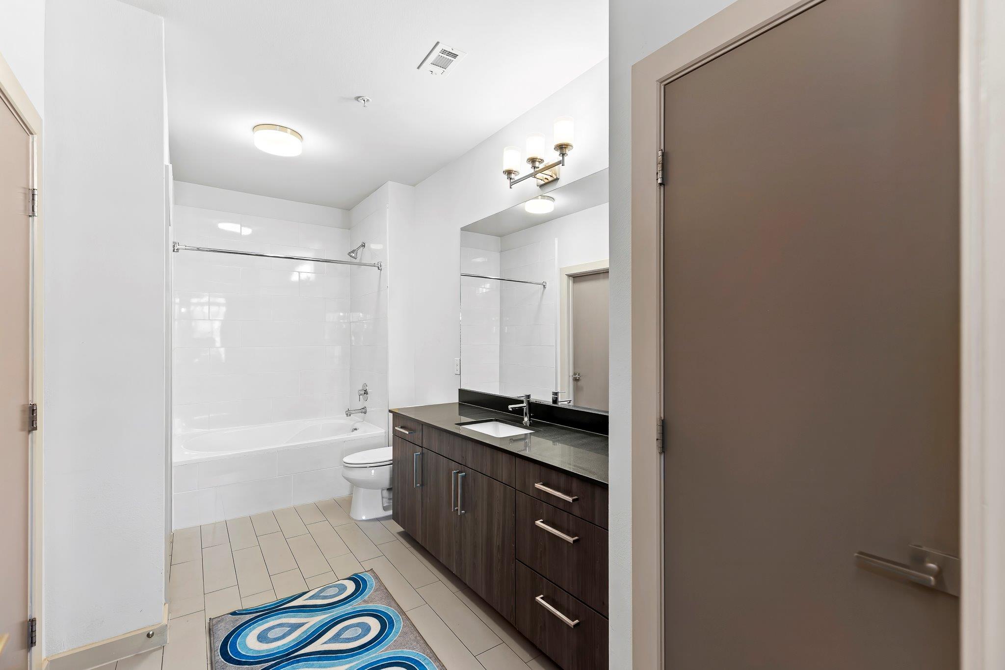 3600 S Lamar Blvd # 211, Austin, TX 78704