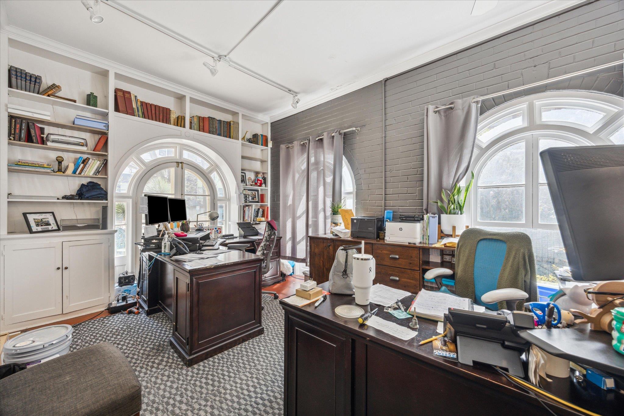 2404 Rio Grande St, Austin, TX 78705