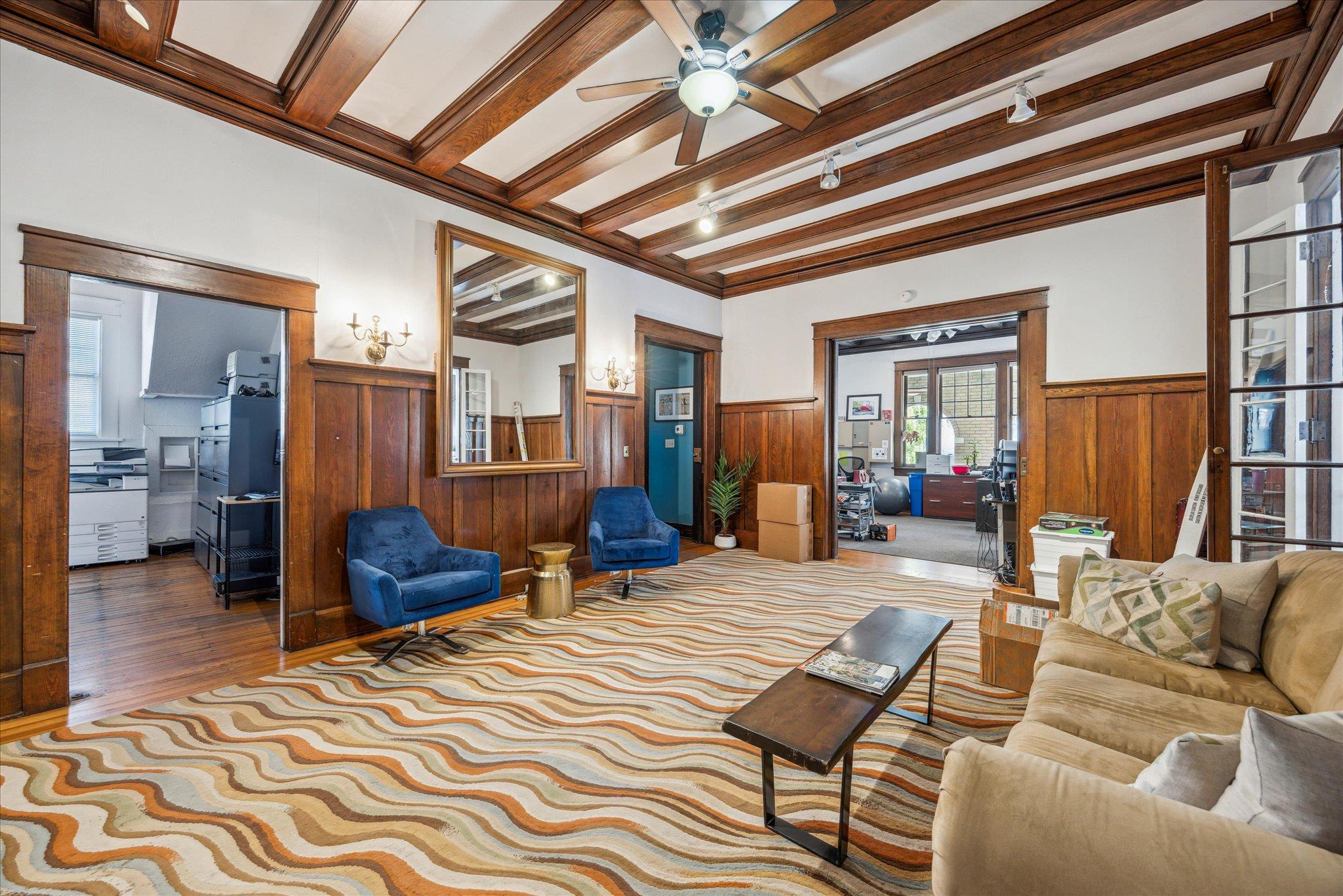 2404 Rio Grande St, Austin, TX 78705