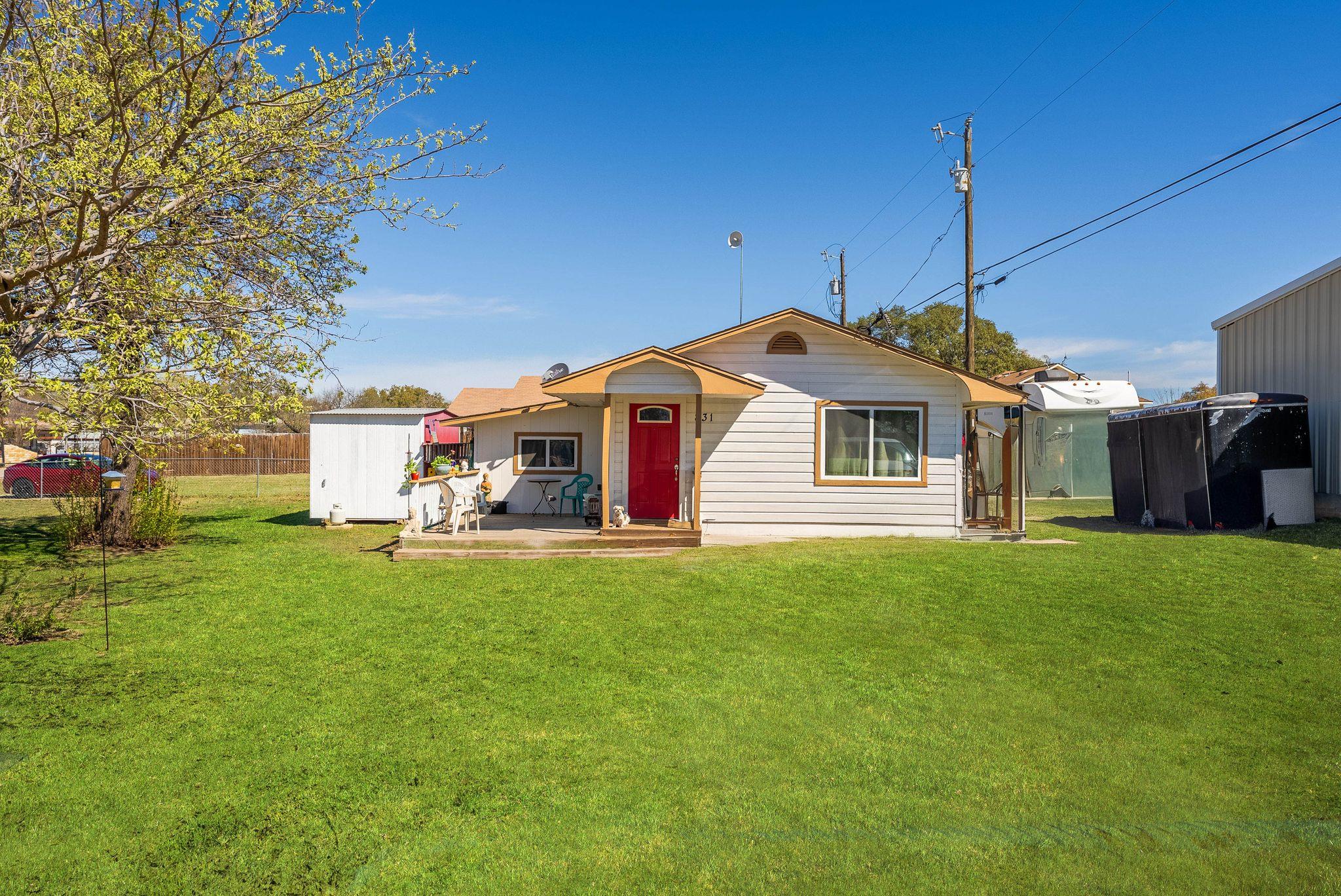 3502 Sagebrush Trl, Kingsland, TX 78639