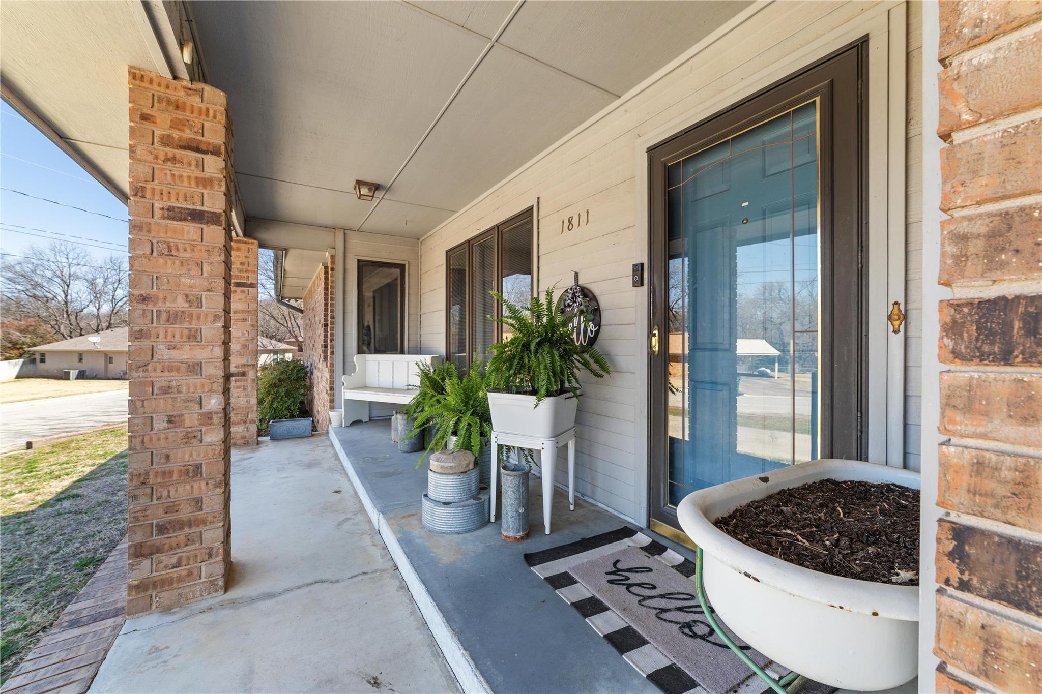 1811 Saylor St, Goldthwaite, TX 76844