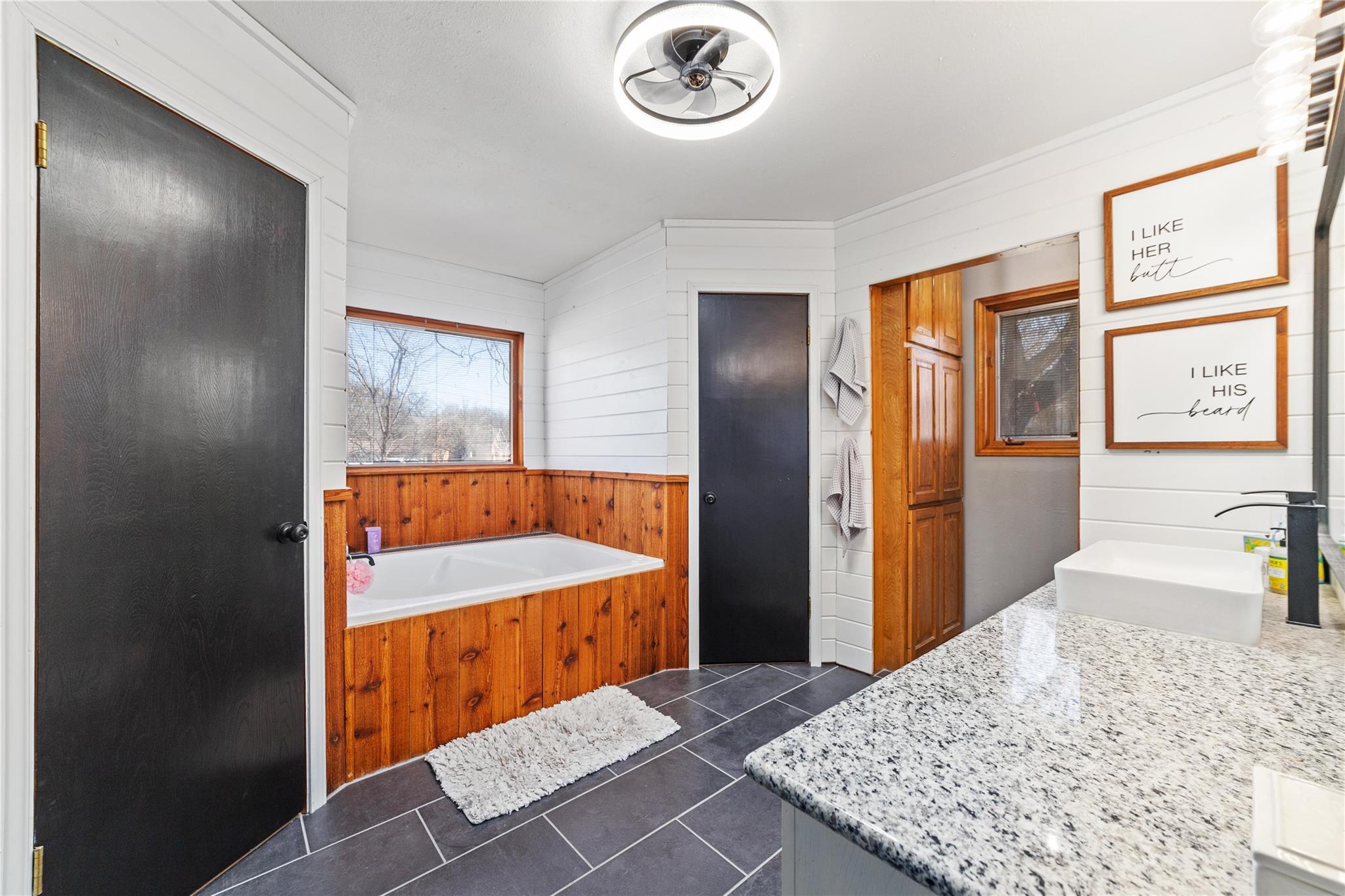 1811 Saylor St, Goldthwaite, TX 76844