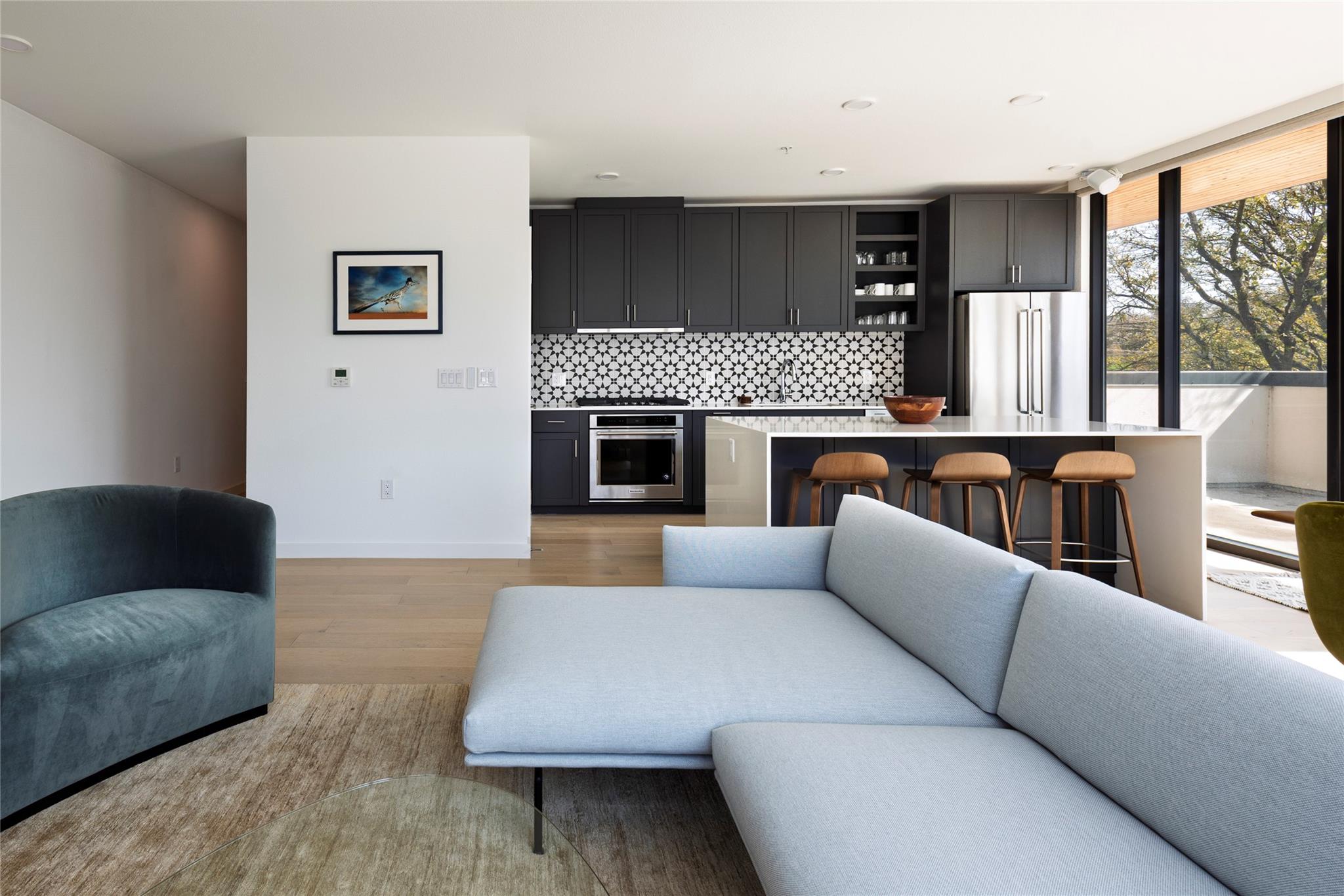 1600 S 1st St # 219, Austin, TX 78704