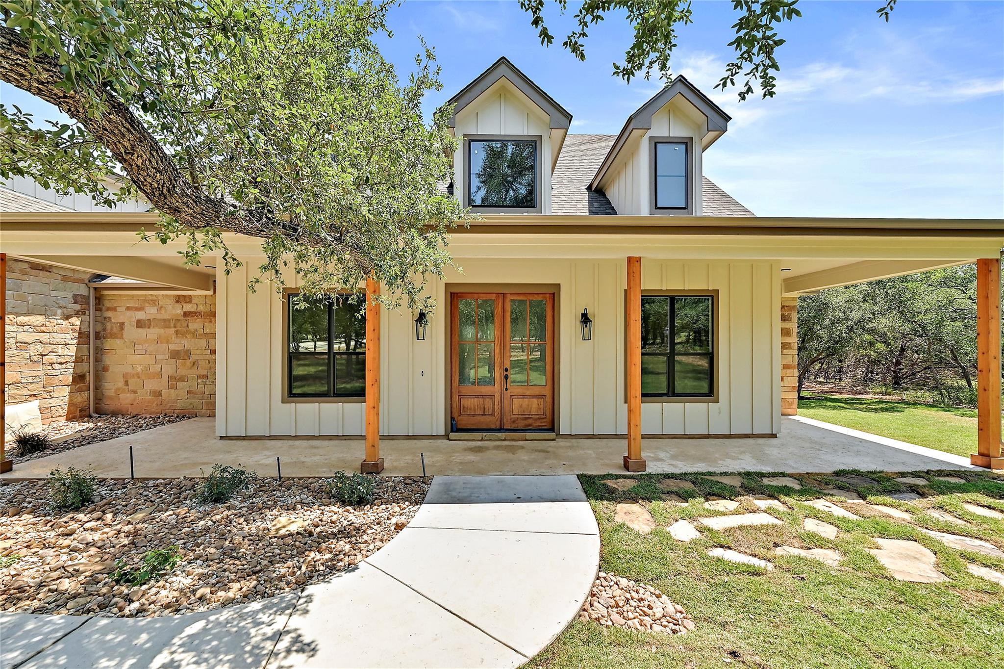 217 Joya Dr, Liberty Hill, TX 78642