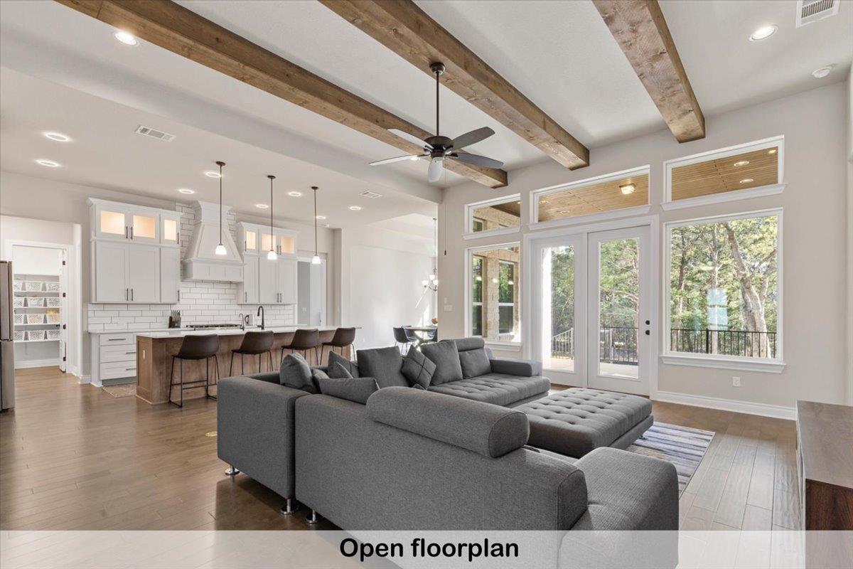 145 Gaston Dr, Bastrop, TX 78602