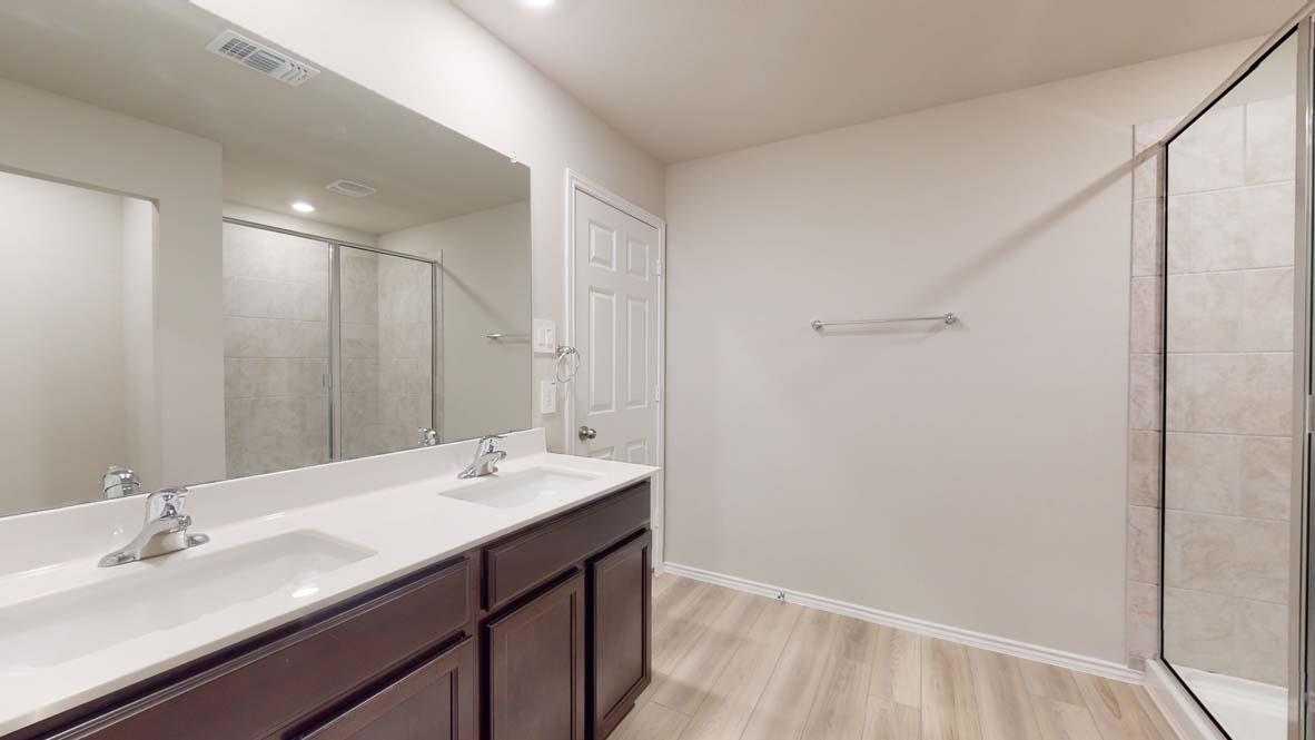210 Rearden Blvd, Jarrell, TX 76537