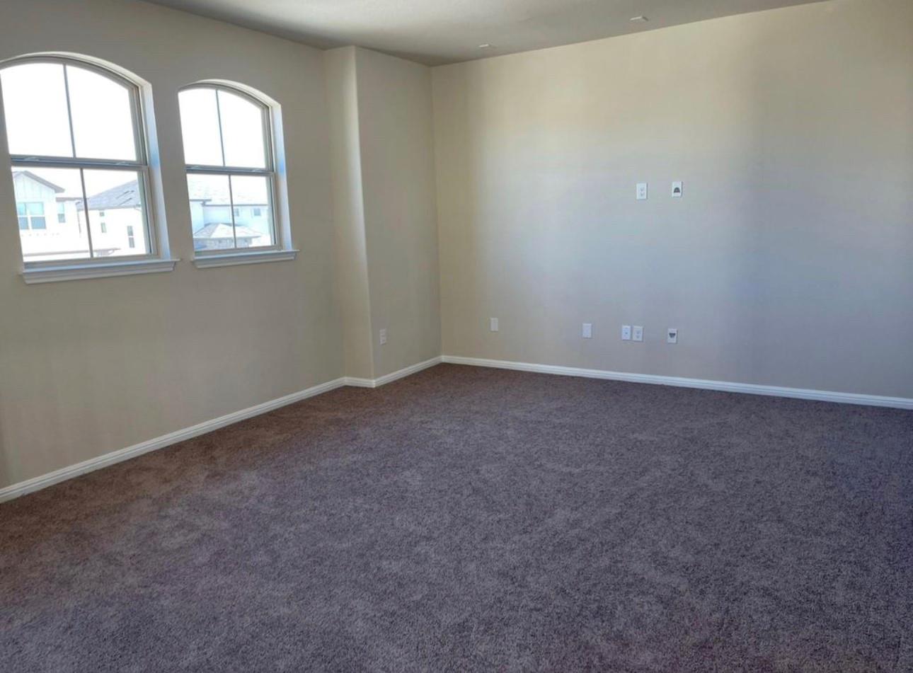 524 Betty Ann Way, Leander, TX 78641