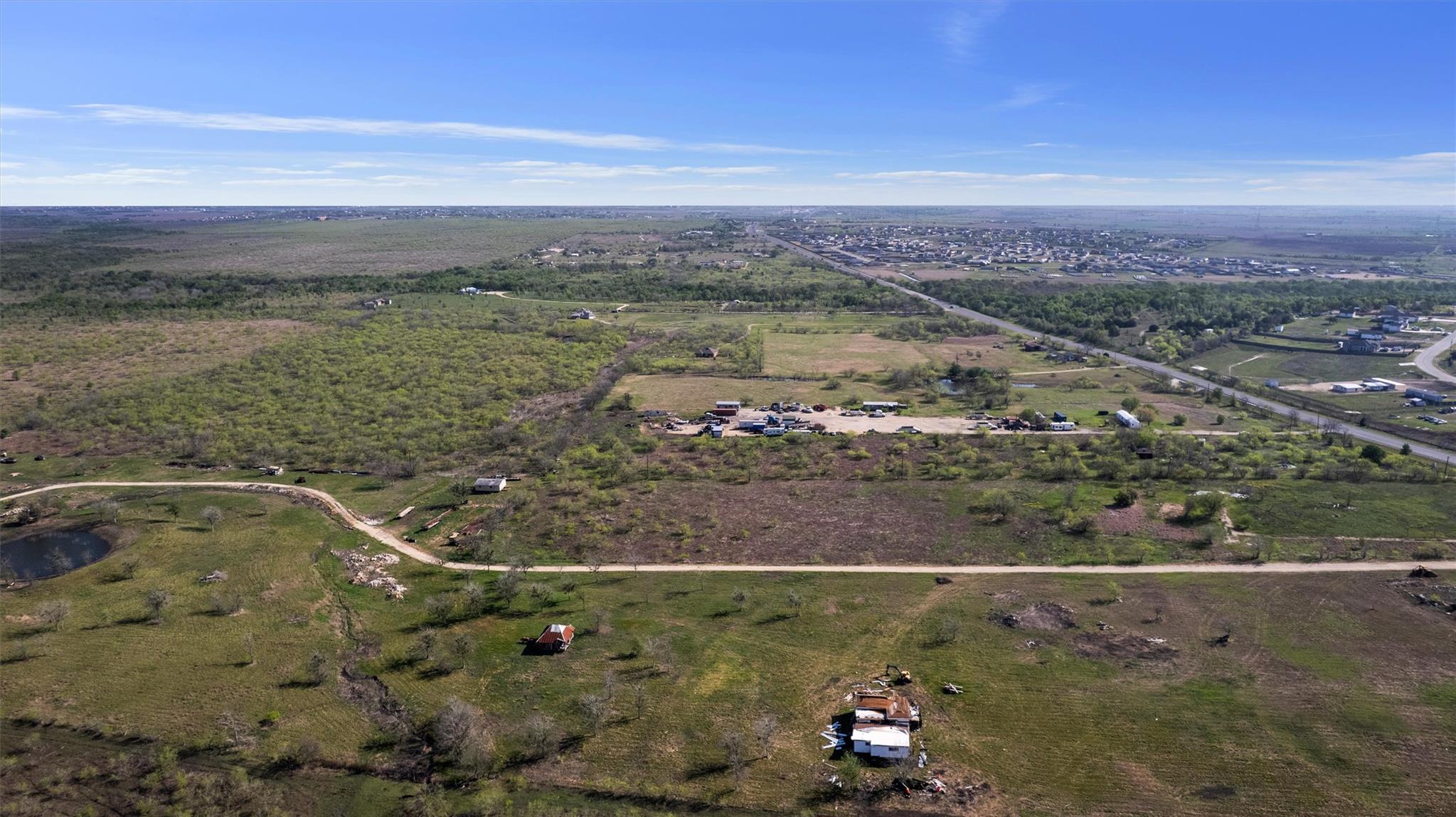 10745 N Camino Real, Uhland, TX 78640