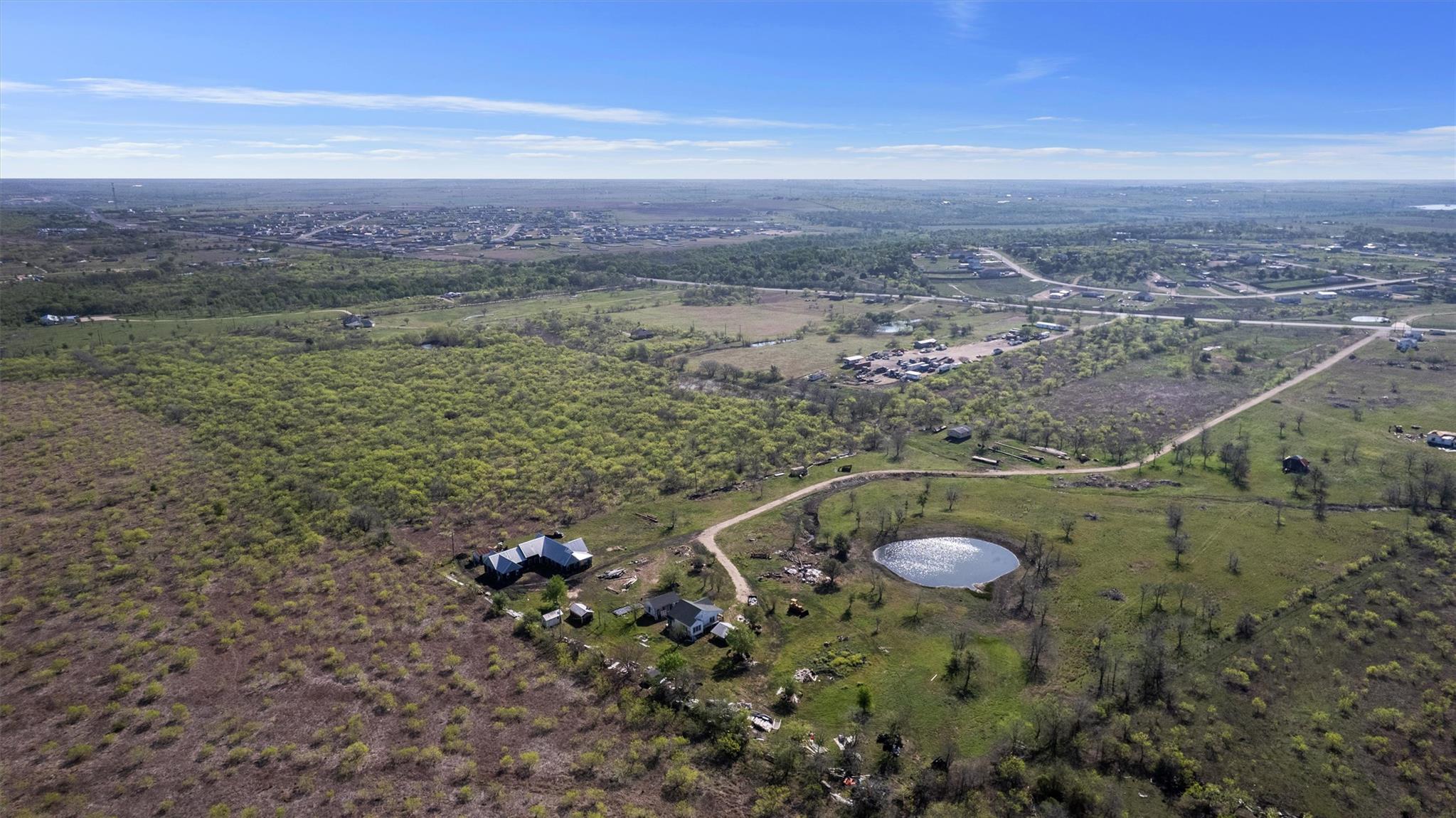 10745 N Camino Real, Uhland, TX 78640