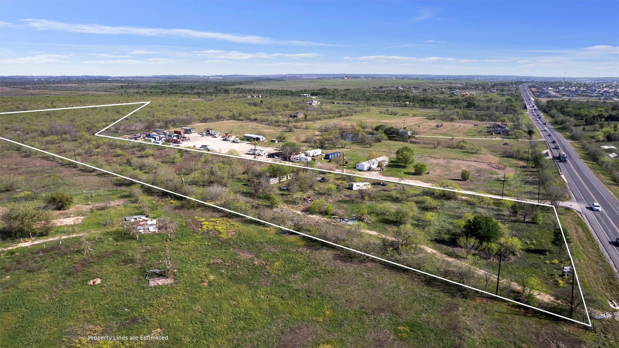 10745 N Camino Real, Uhland, TX 78640