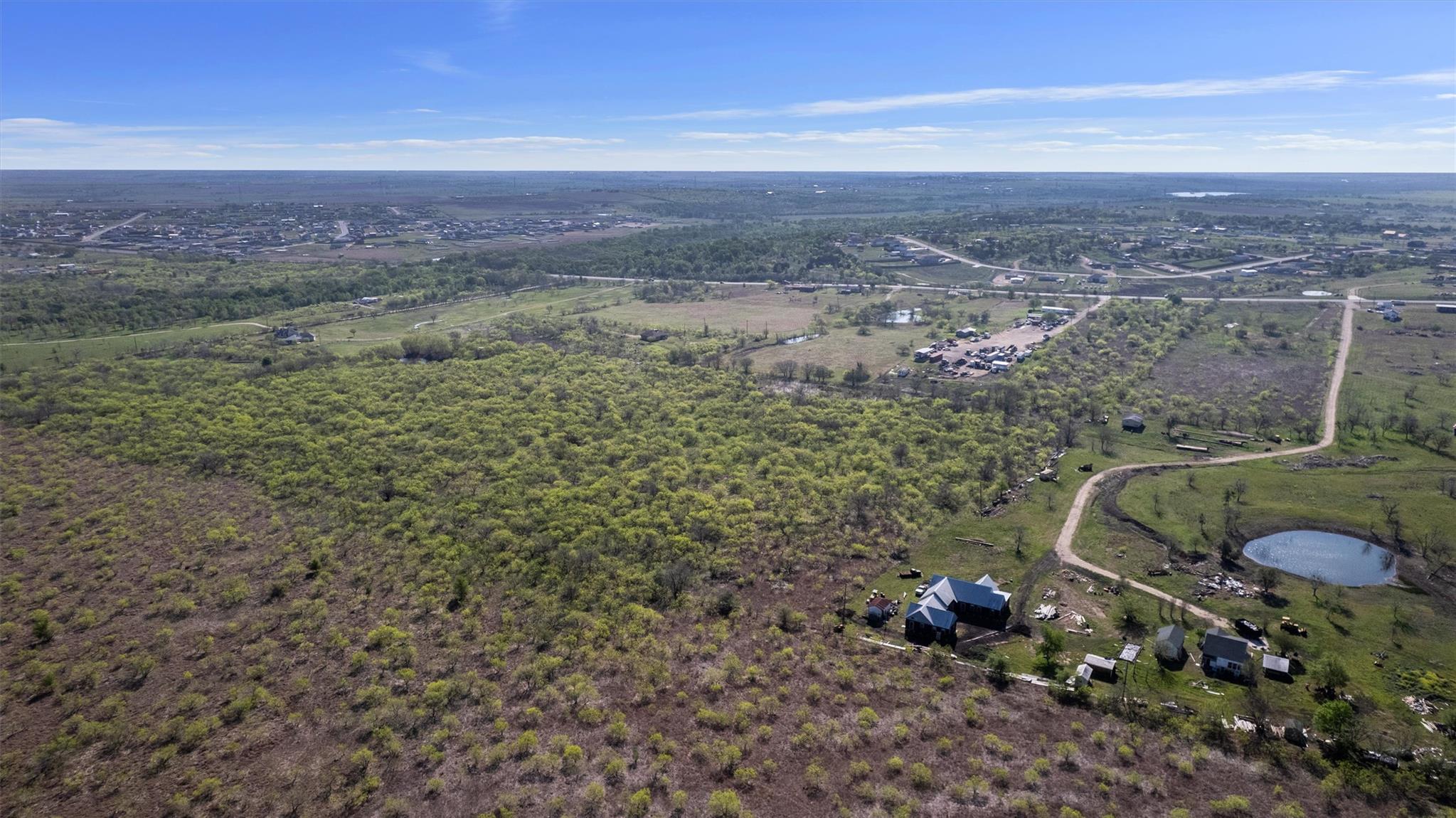 10745 N Camino Real, Uhland, TX 78640