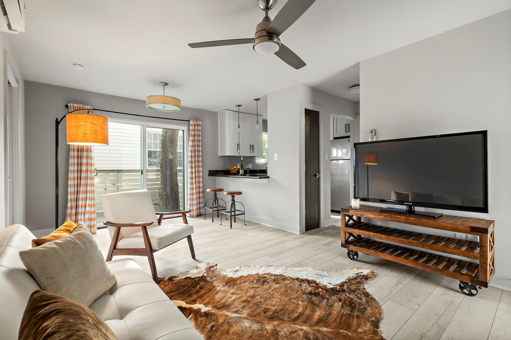 2309 Pruett St # B, Austin, TX 78703