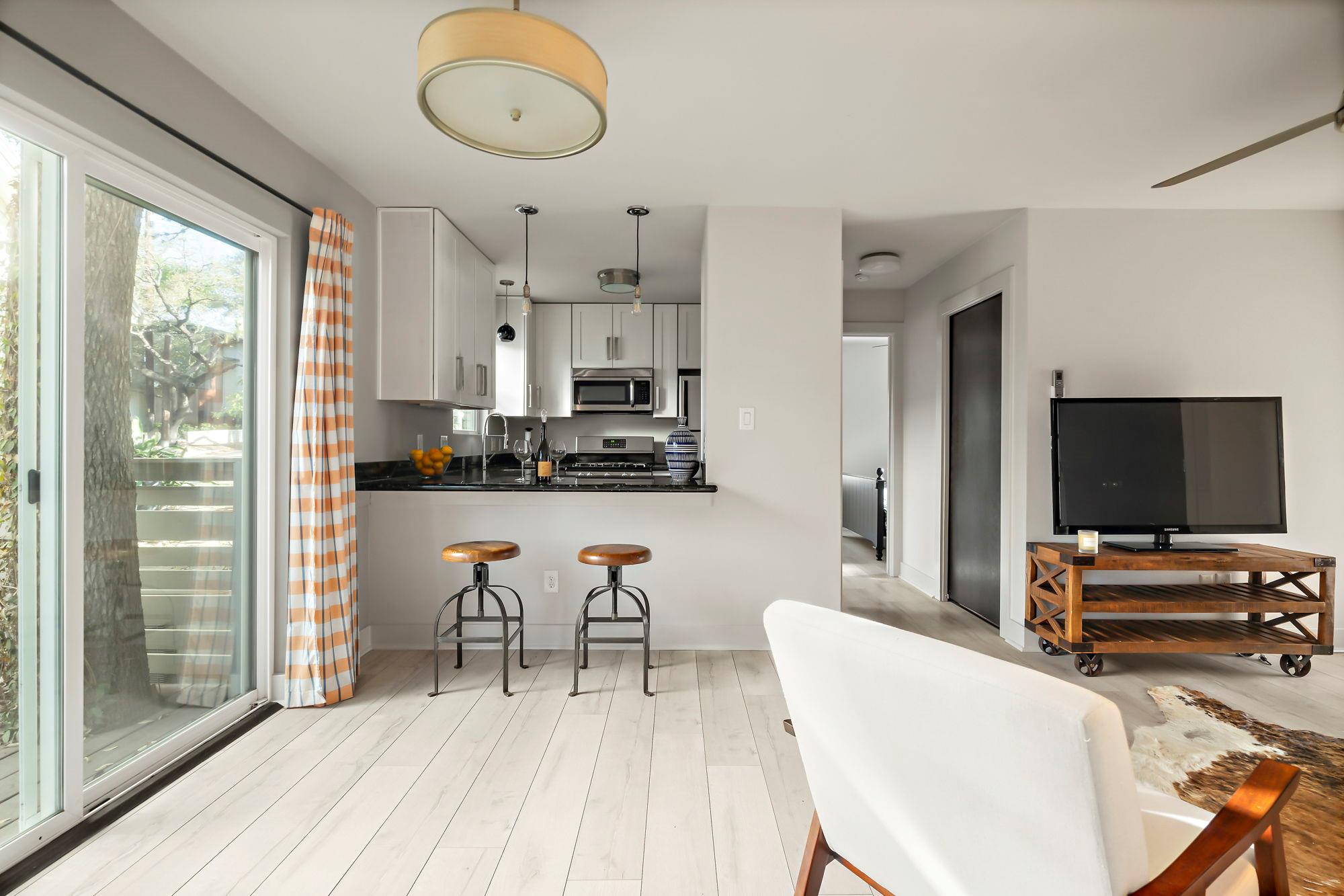 2309 Pruett St # B, Austin, TX 78703