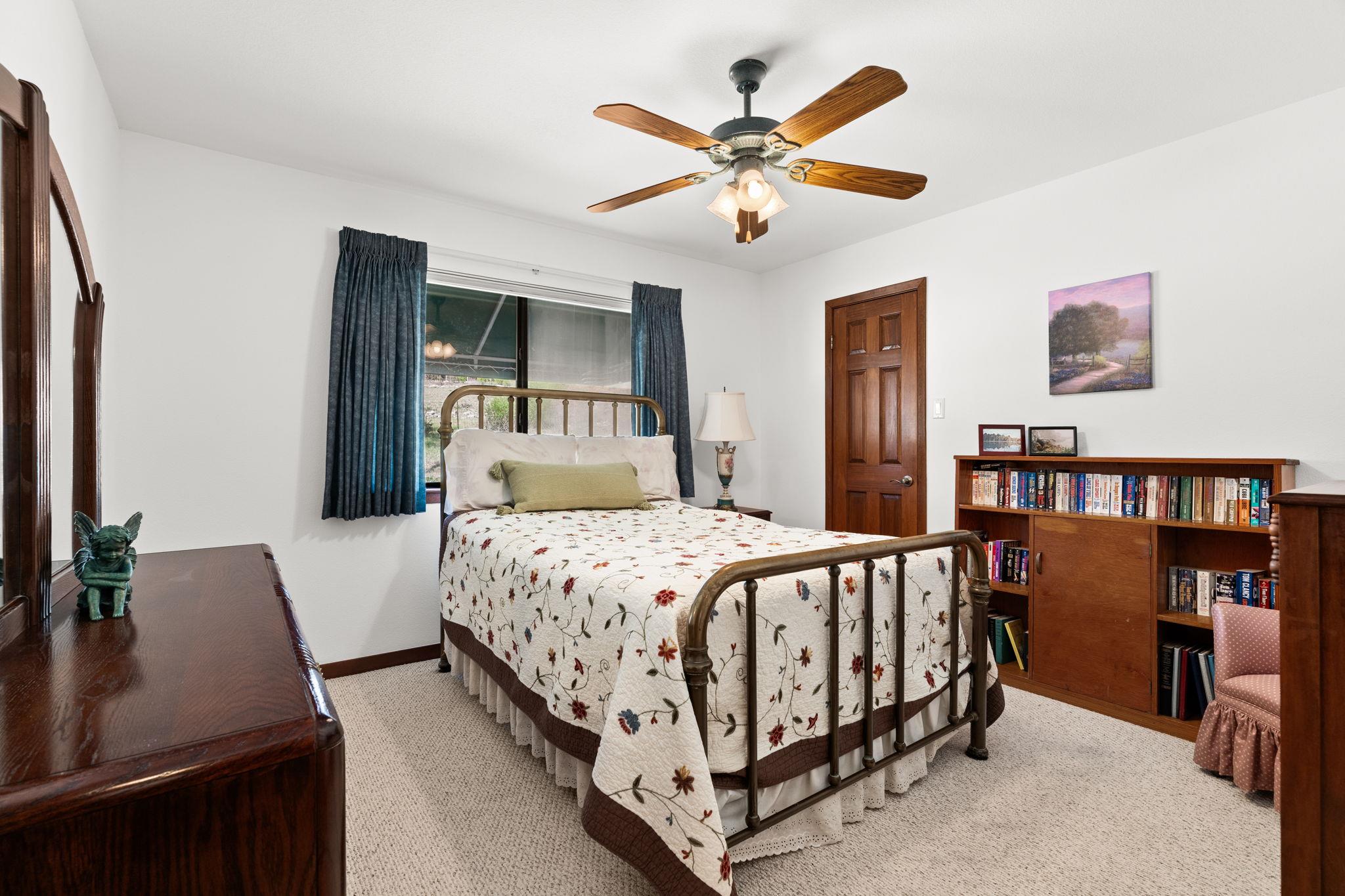 20106 Moon Dance Ln, Spicewood, TX 78669